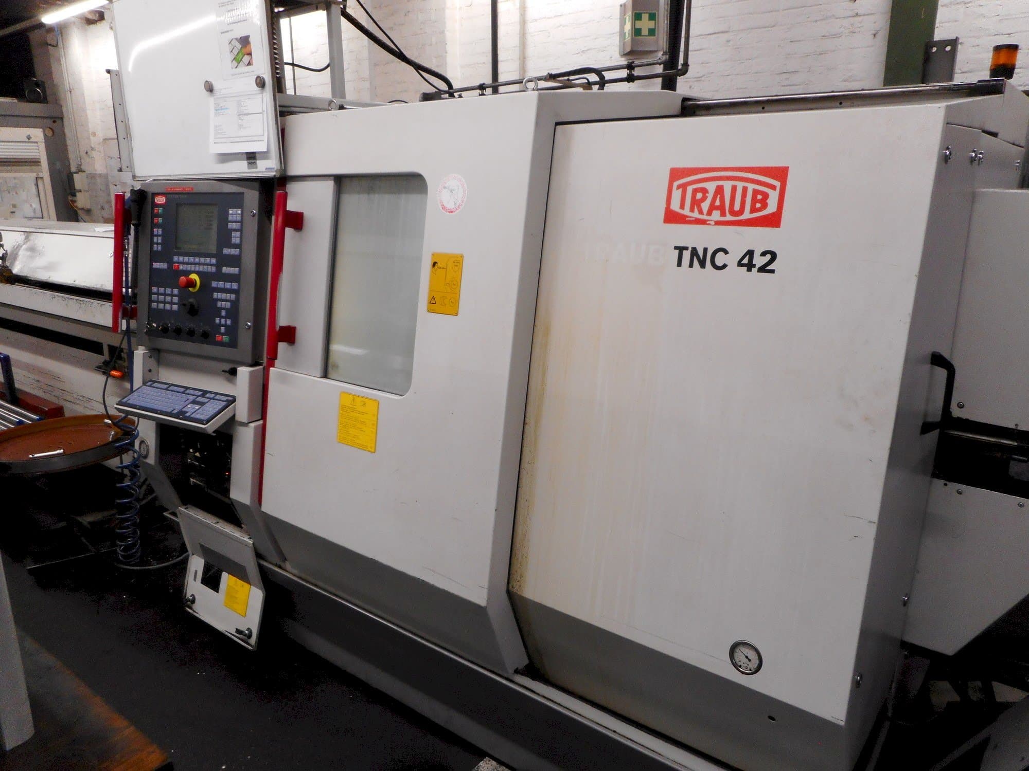 Masina TRAUB TNC42/65 eestvaade