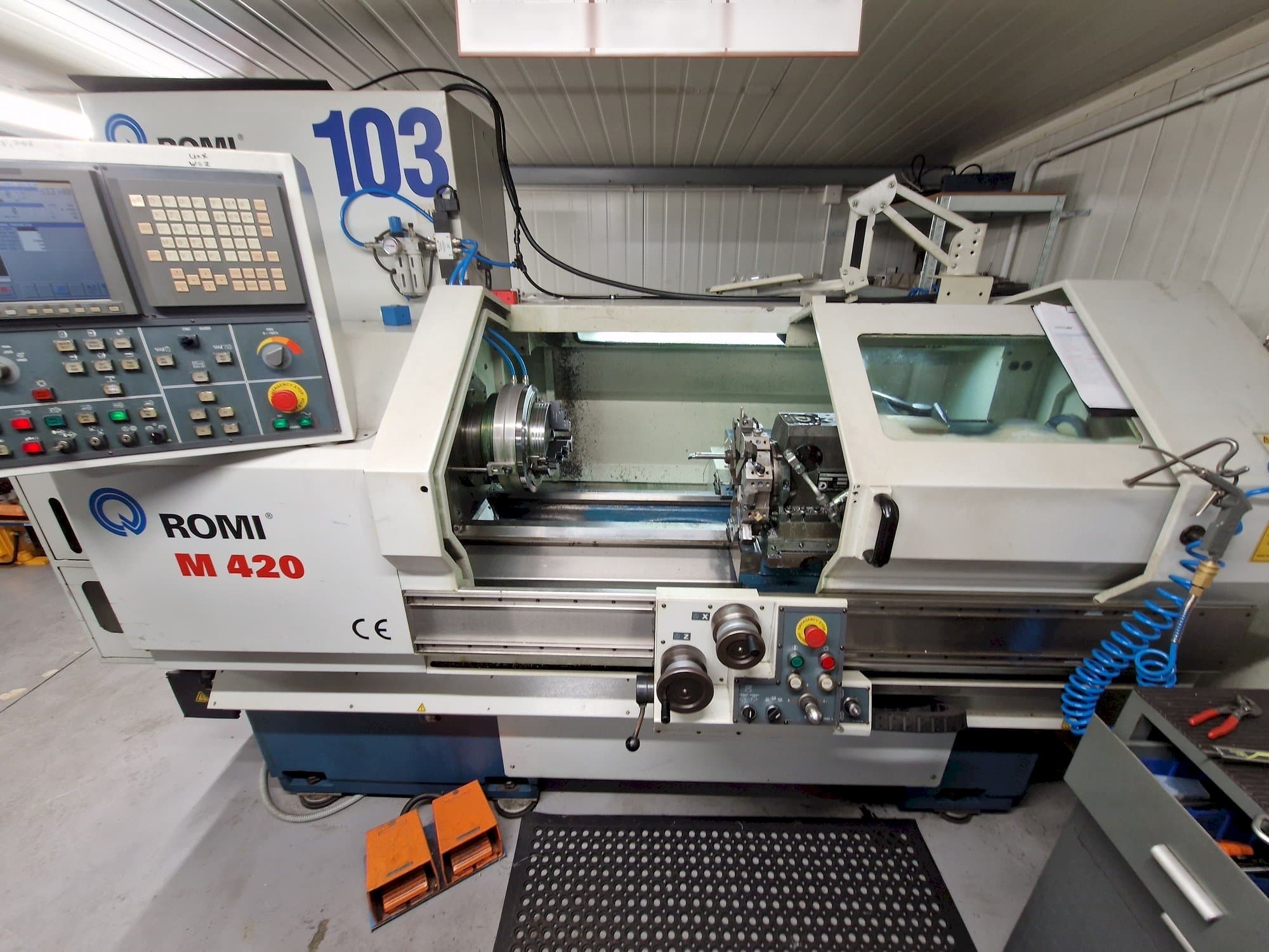 Masina Romi M 420   eestvaade