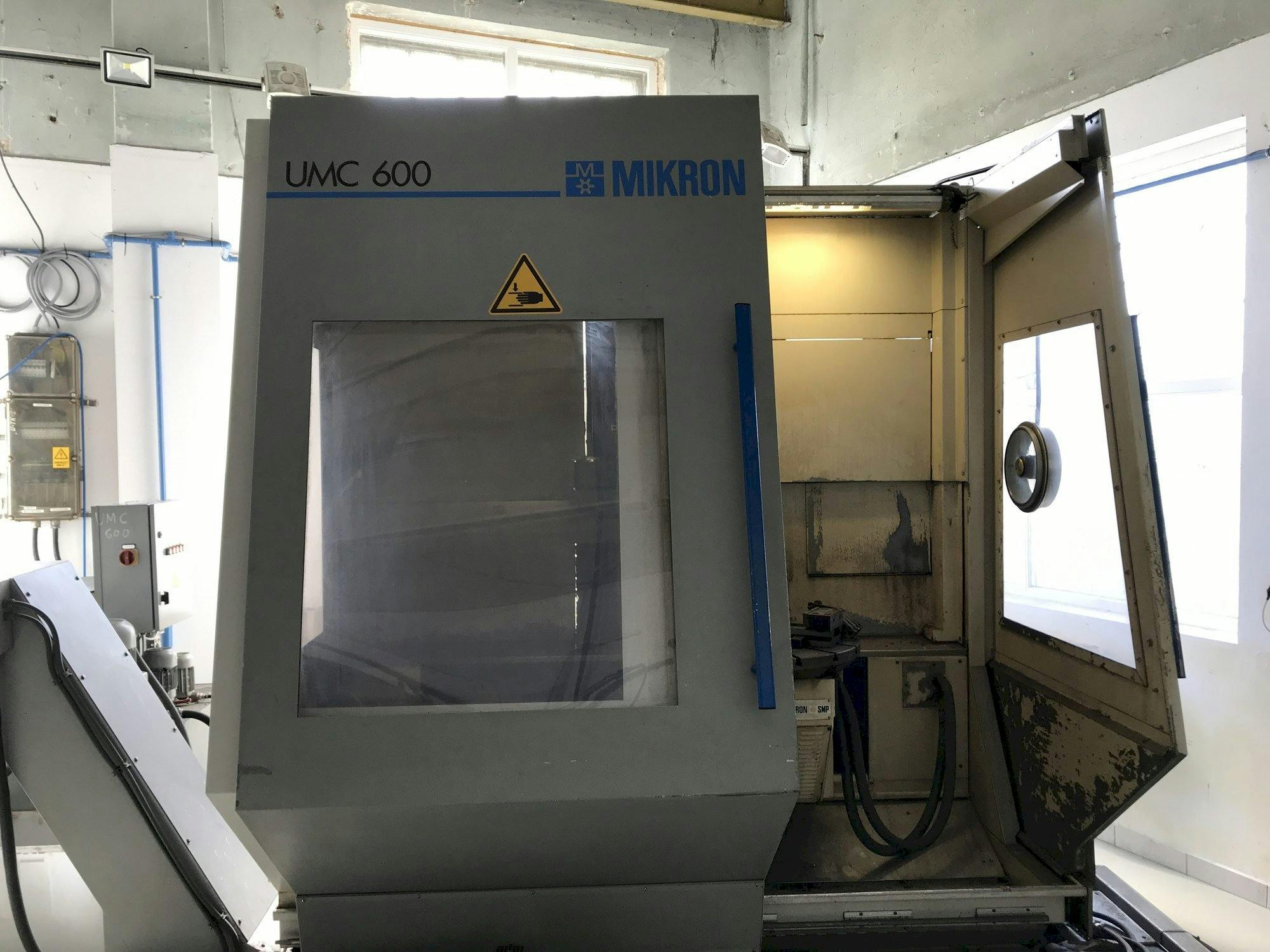 Masina MIKRON UMC 600   eestvaade