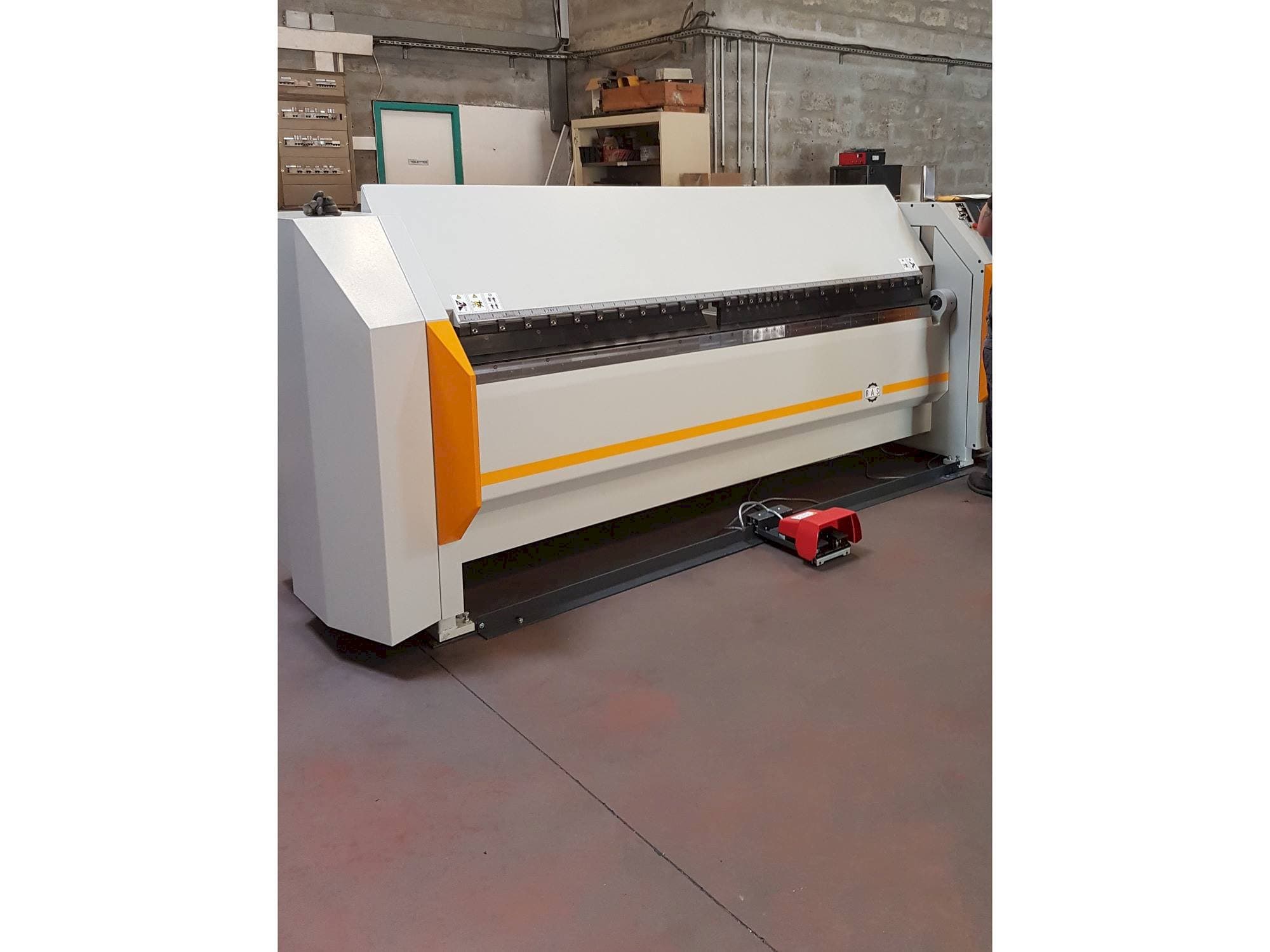 Masina RAS 62.25 TURBObend Plus eestvaade