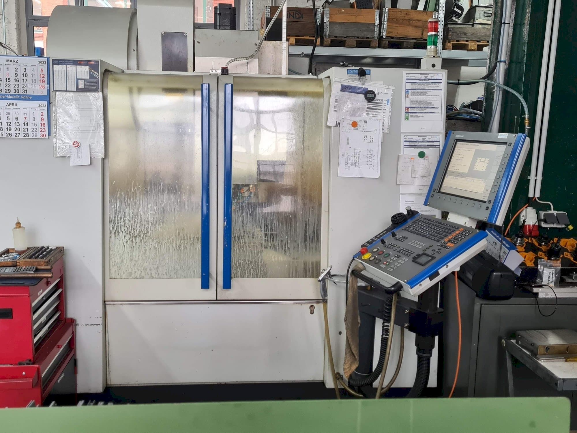 Masina MIKRON VCE600 Pro eestvaade