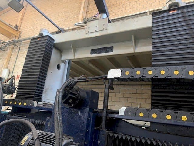 Masina Schneider DFS-4 eestvaade