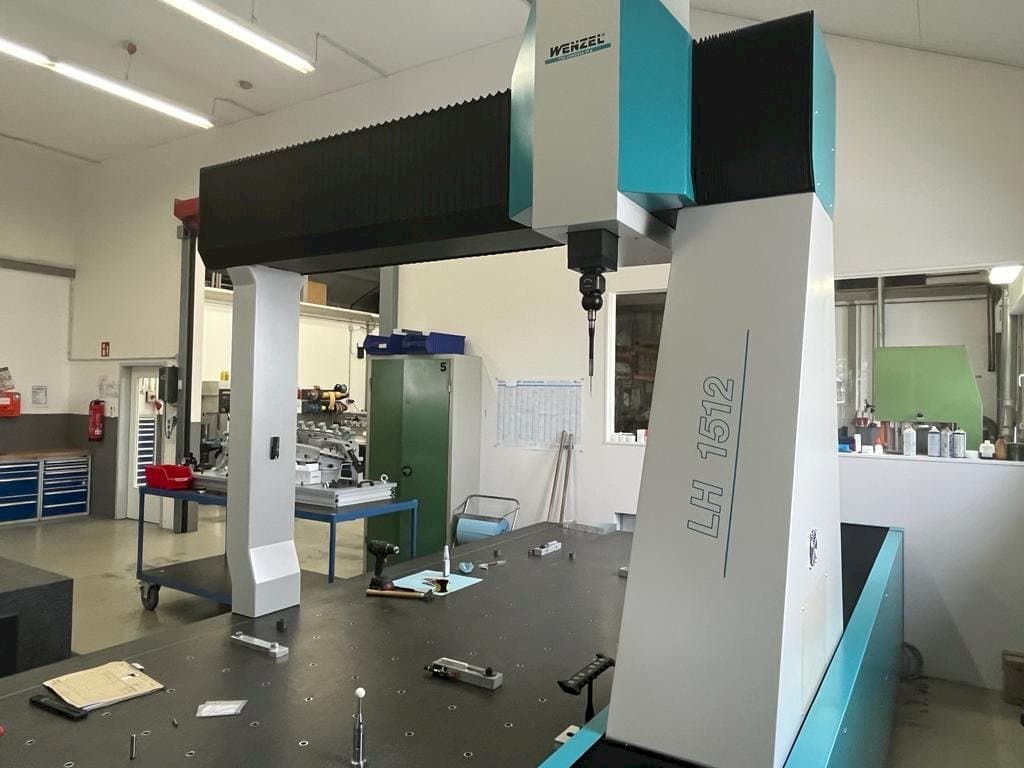 Masina Wenzel LH 1512 eestvaade