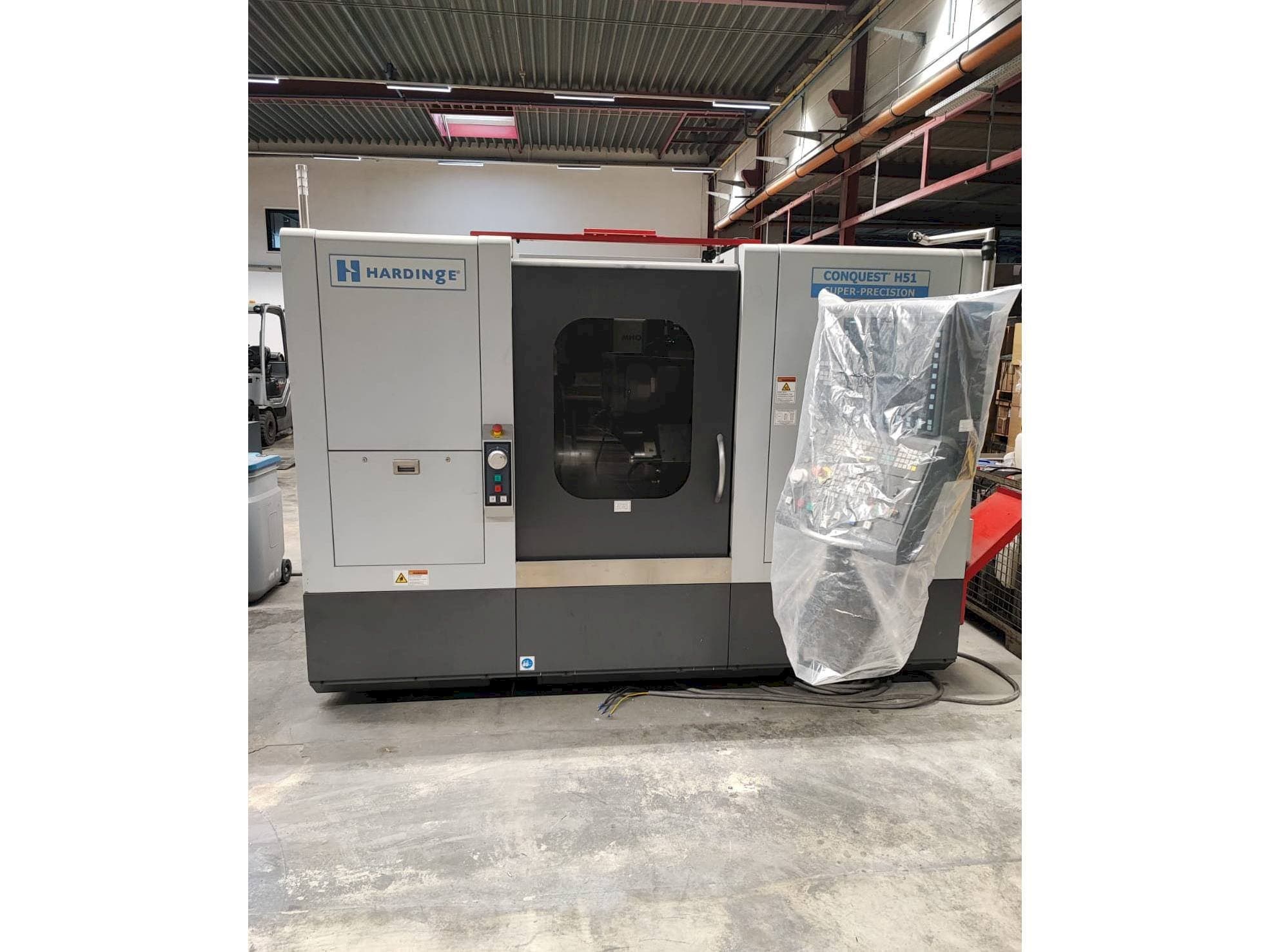 Masina HARDINGE CONQUEST H51 eestvaade