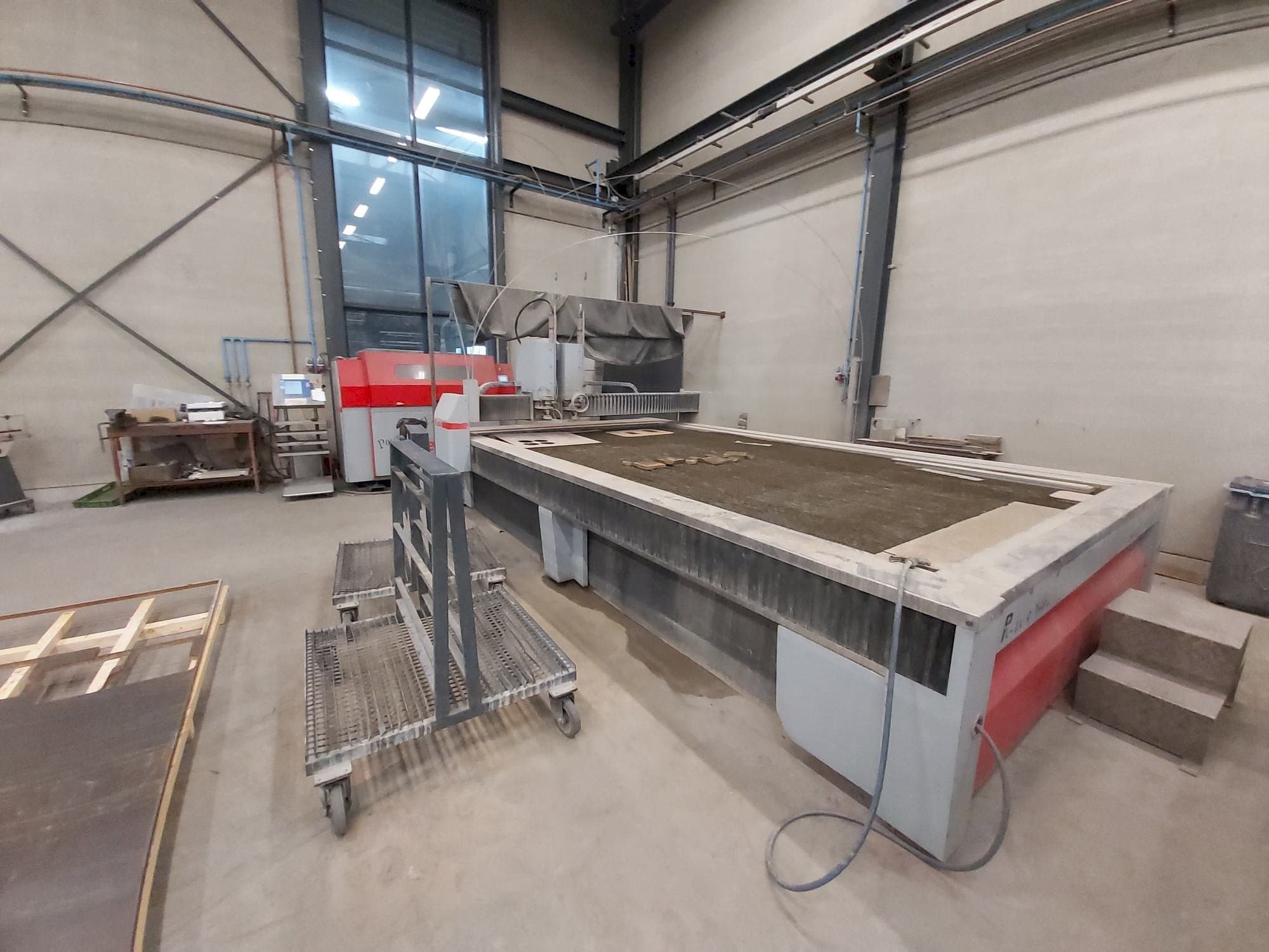 Masina Resato PJE-4-4000 waterjet eestvaade