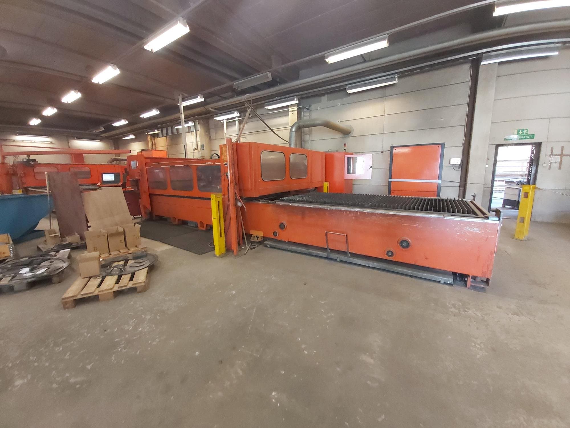 Masina Bystronic BTL 3015 eestvaade