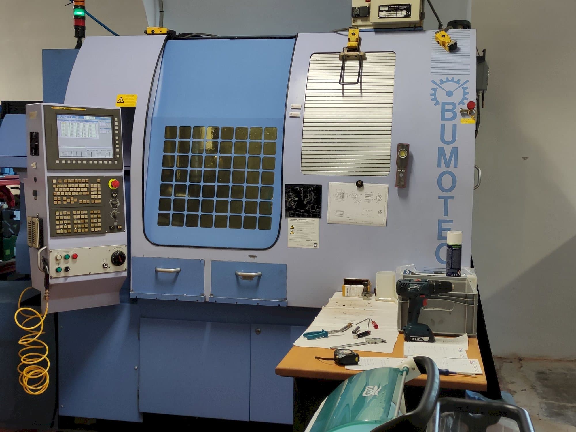 Masina Bumotec S-192FT eestvaade