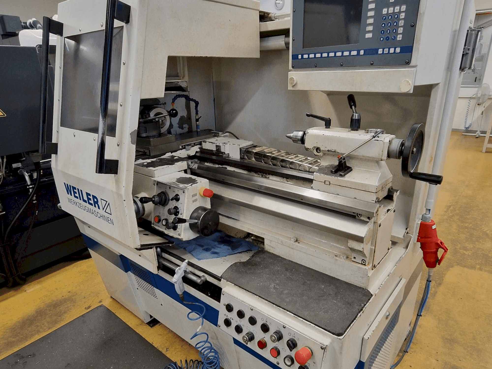 Masina Weiler E30 eestvaade