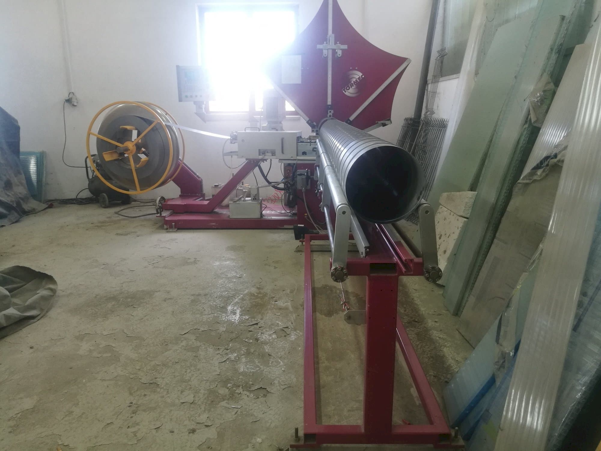 Masina Tormec Tubo-S eestvaade