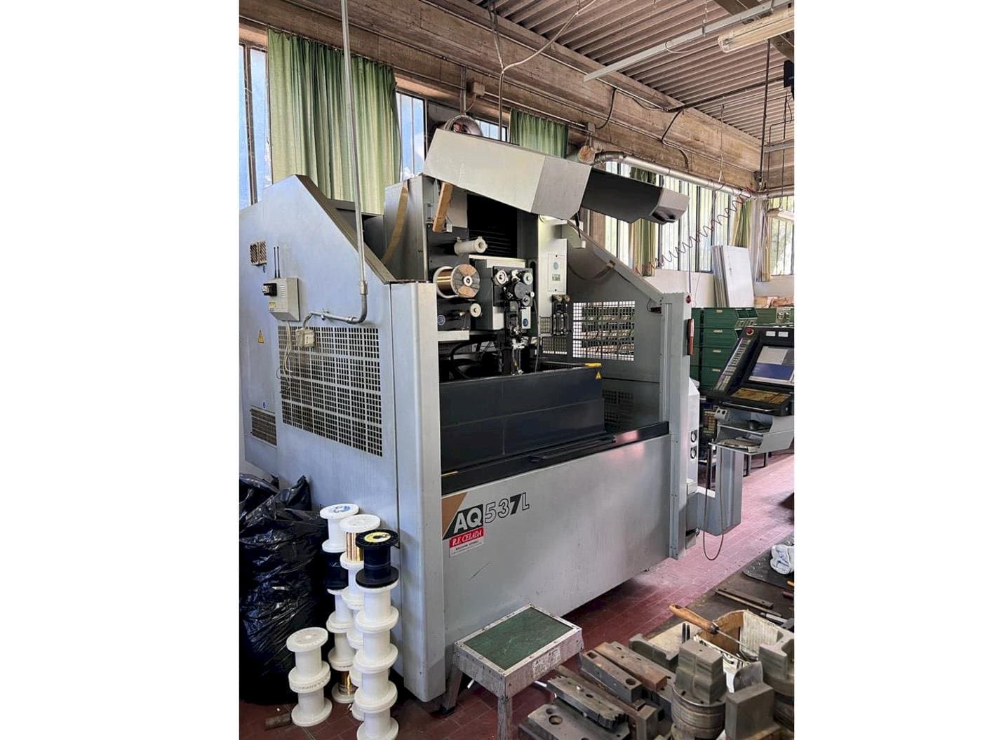 Masina Sodick AQ537L eestvaade