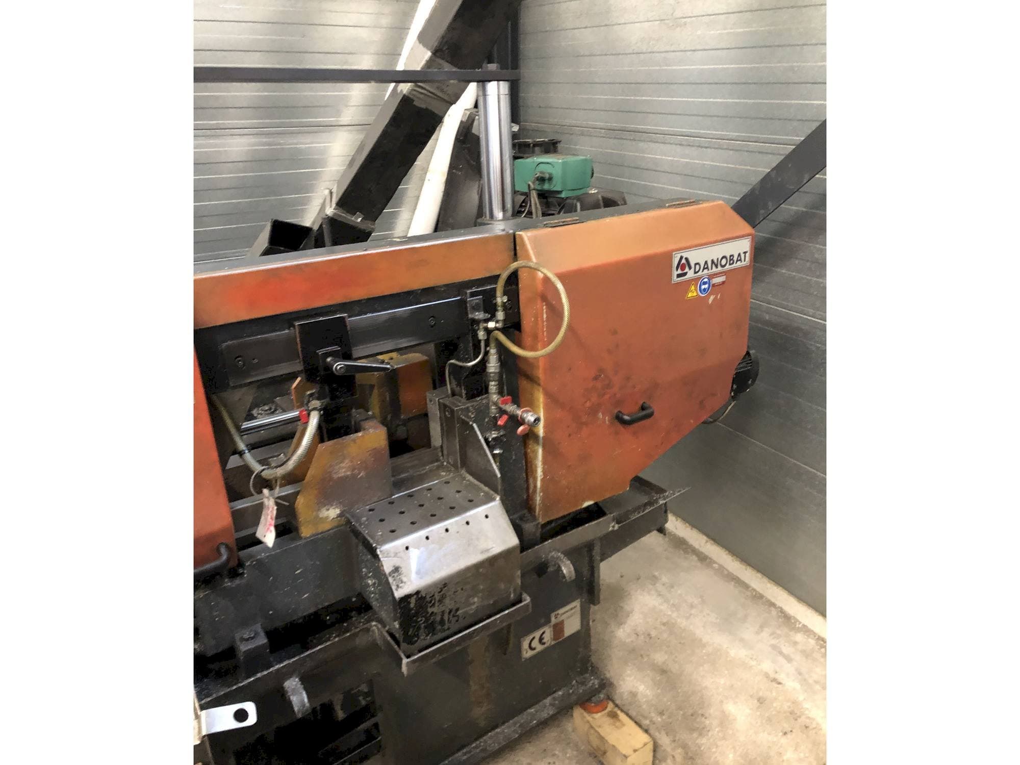 Masina DANOBAT CR 260 AF CN   eestvaade