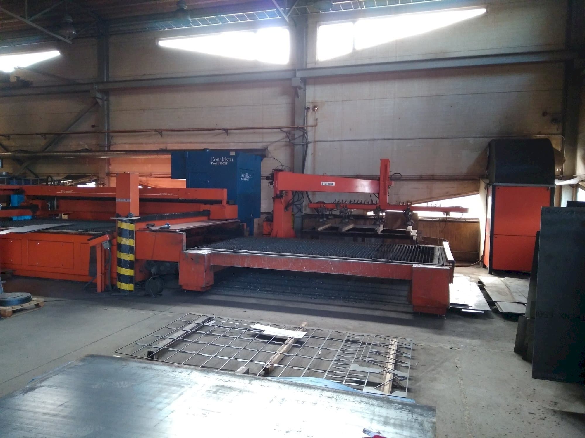 Masina Bystronic BTL 2800 eestvaade