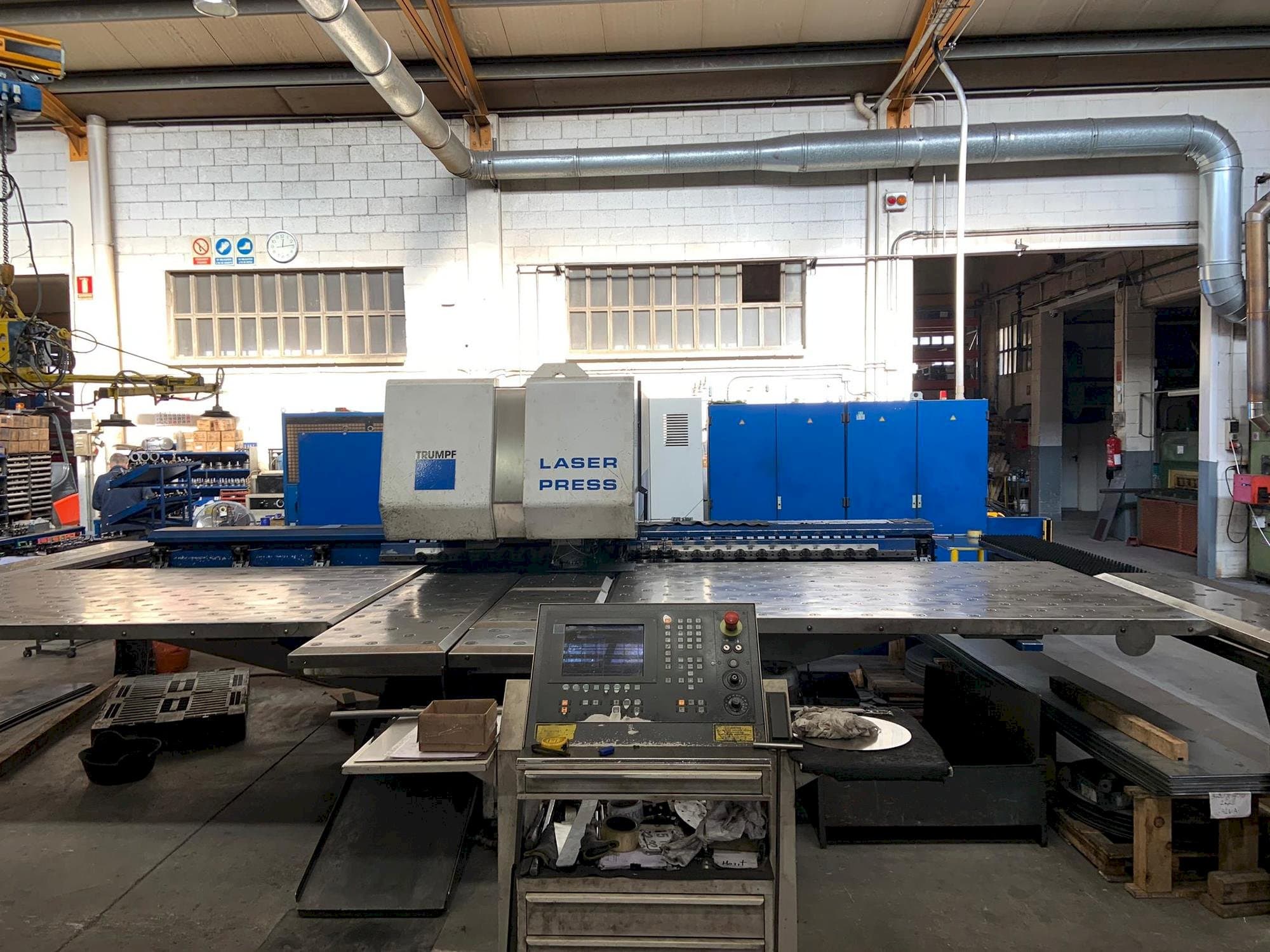 Masina Trumpf Trumatic 600 L eestvaade