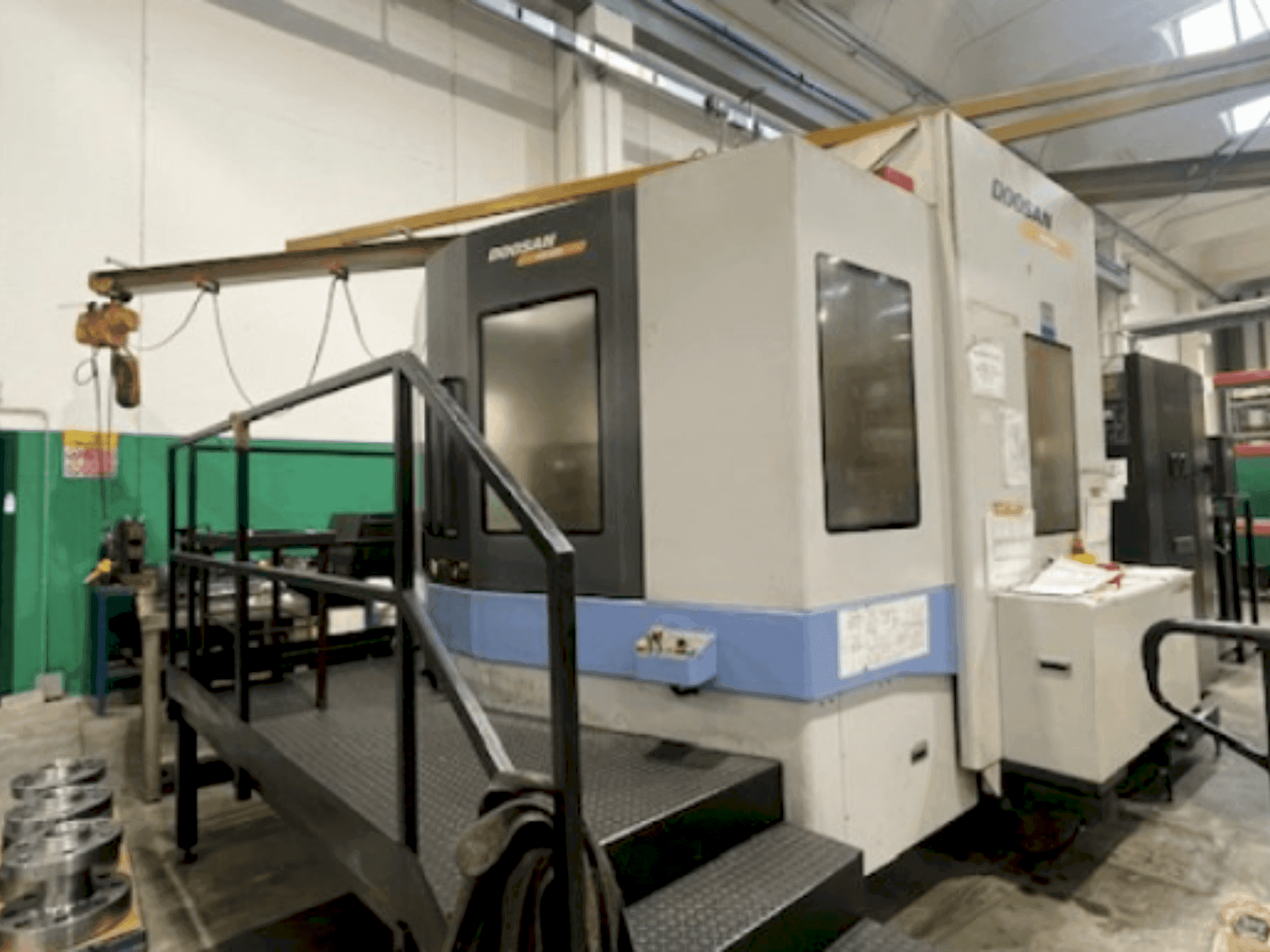 Masina DOOSAN HM 800 (2008) eestvaade