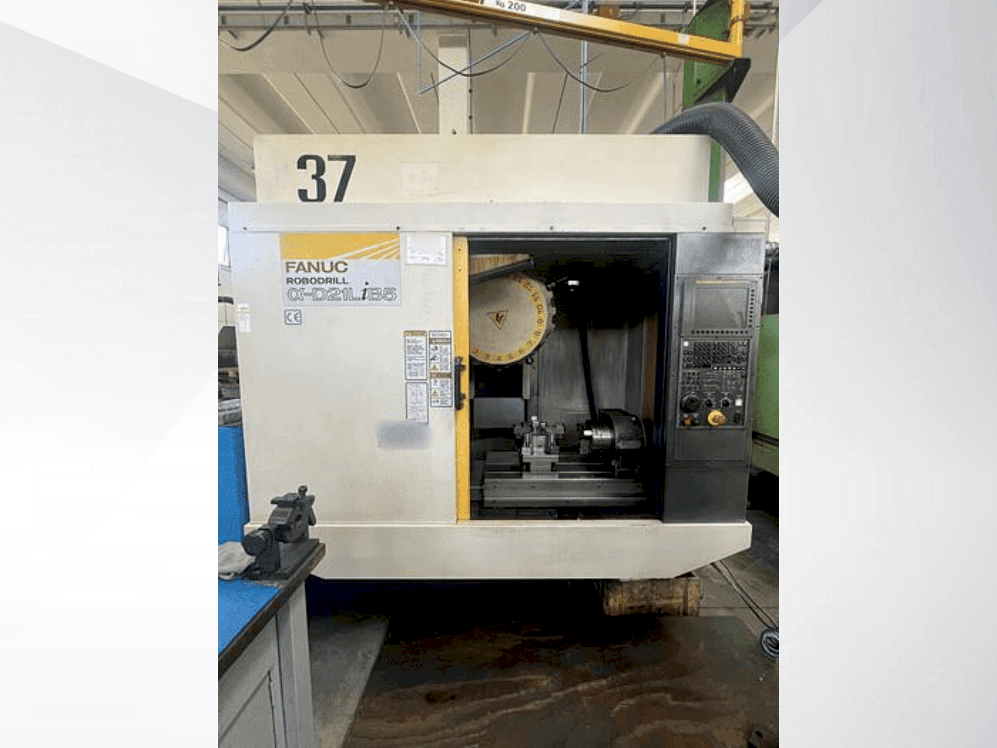 Masina FANUC Robodrill Alpha-D21LiB5 eestvaade