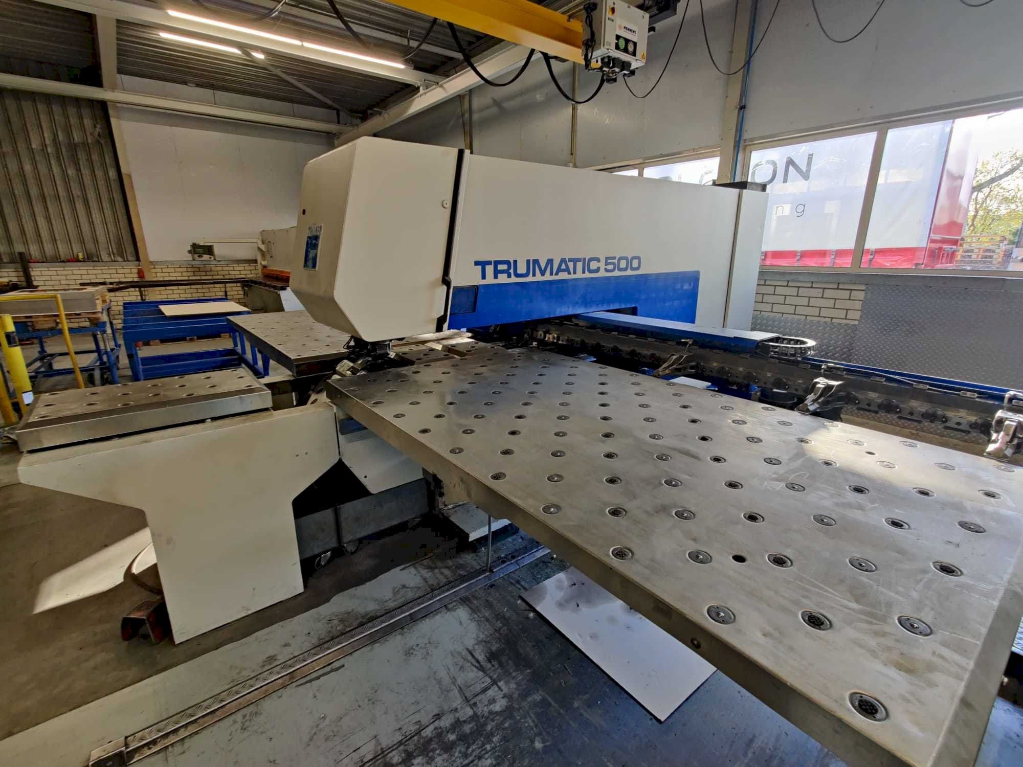Masina Trumpf Trumatic 500 eestvaade