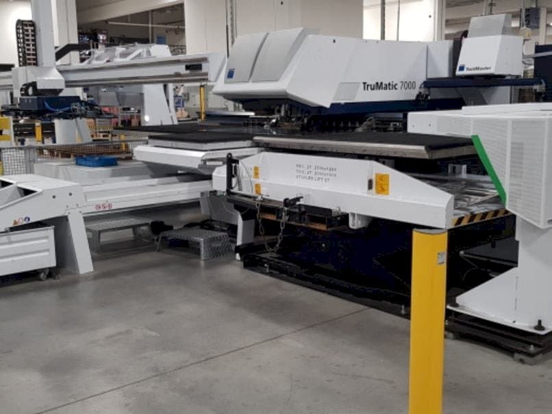 Masina Trumpf Trumatic 7000 eestvaade