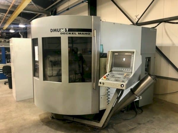 Masina DECKEL MAHO DMU 60T eestvaade