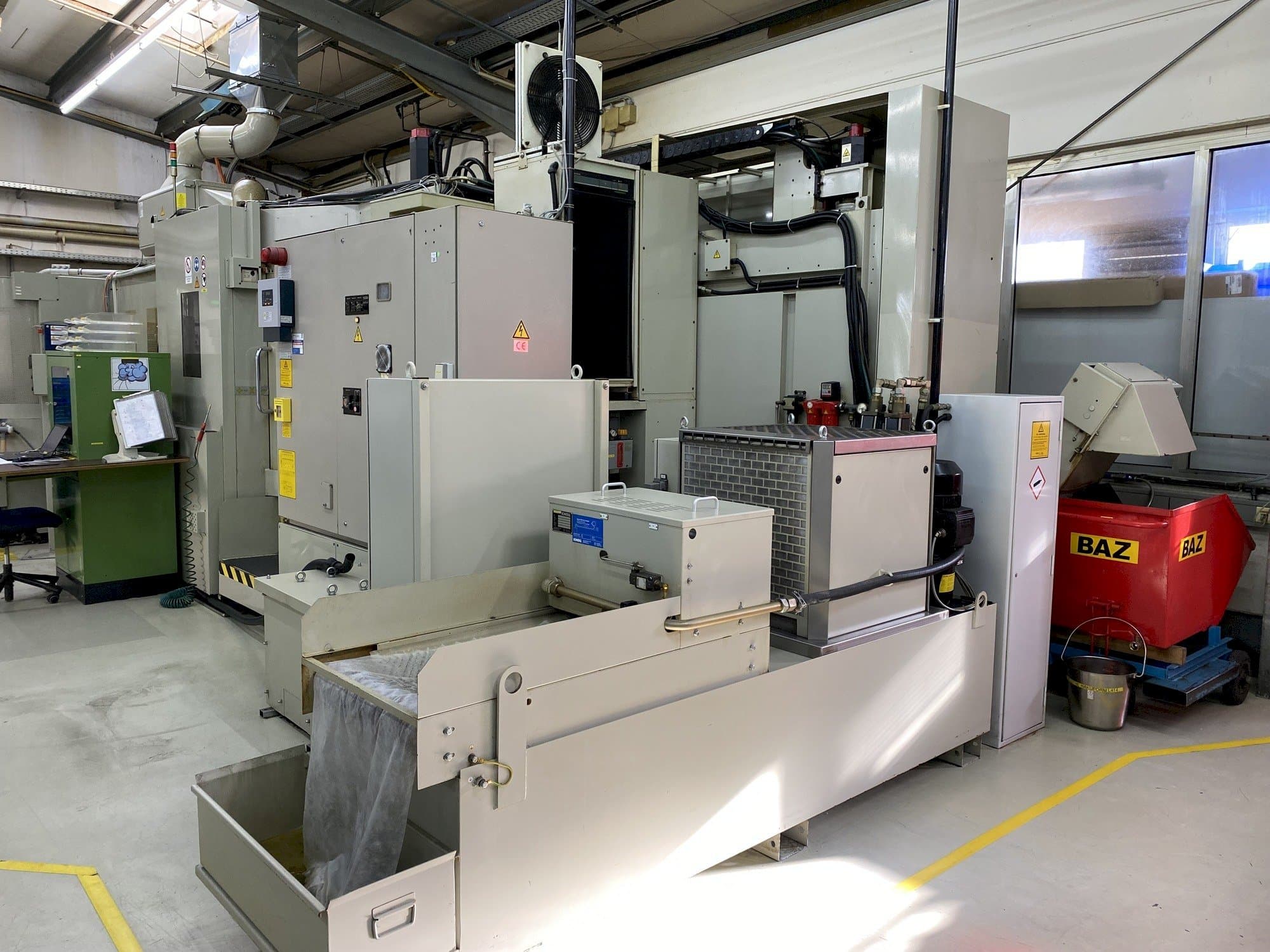 Masina Mitsui Seiki HU50A eestvaade