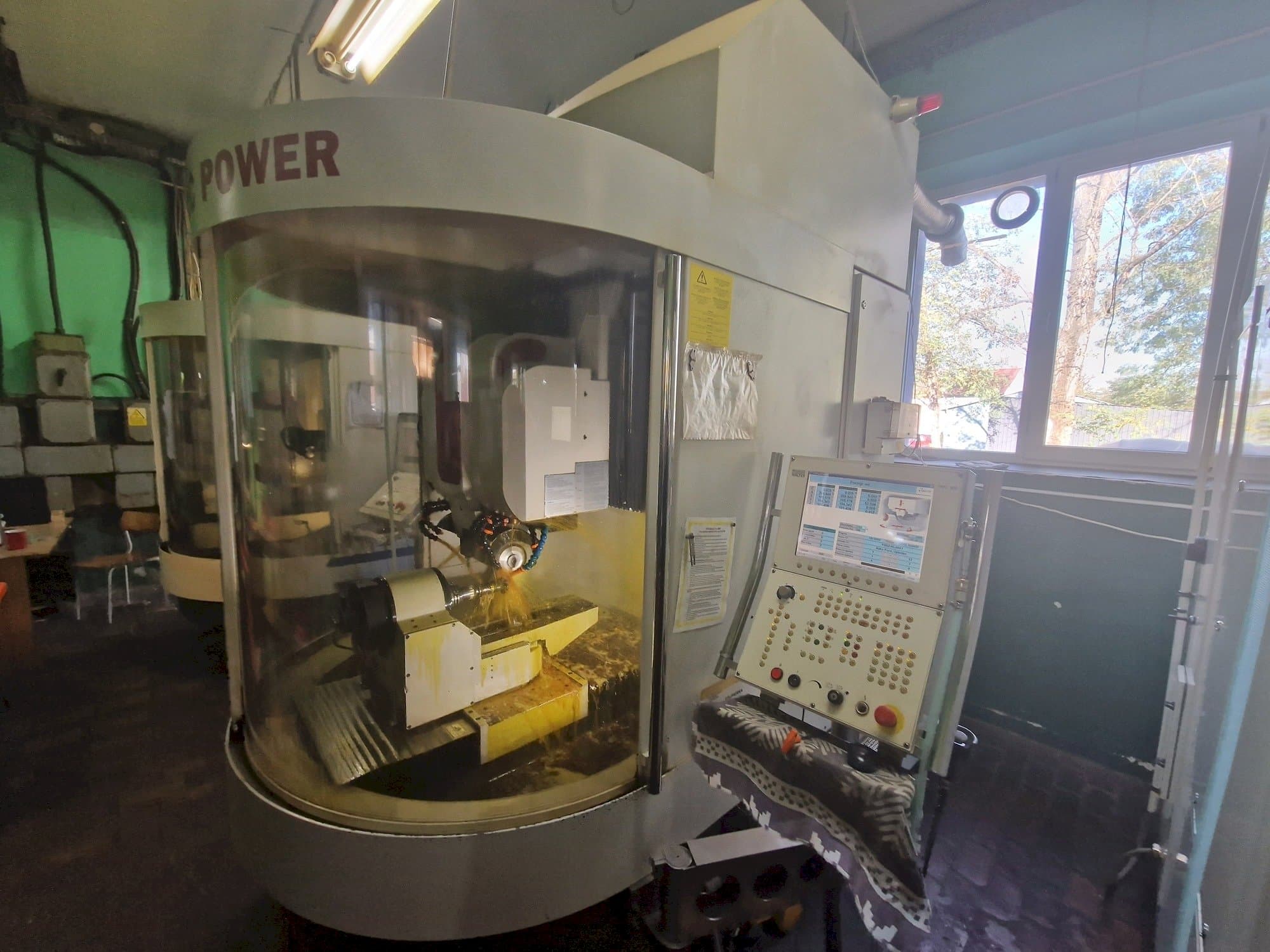 Masina WALTER Helitronic Power   eestvaade