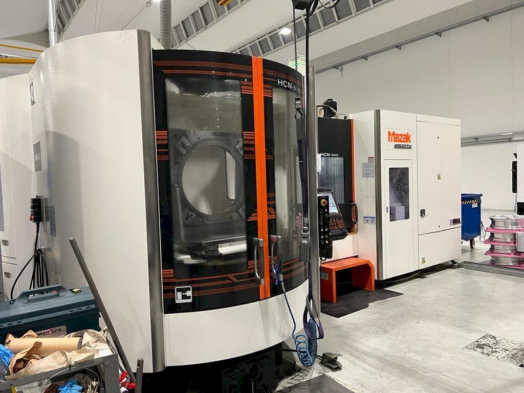 Masina Mazak HCN-5000   eestvaade
