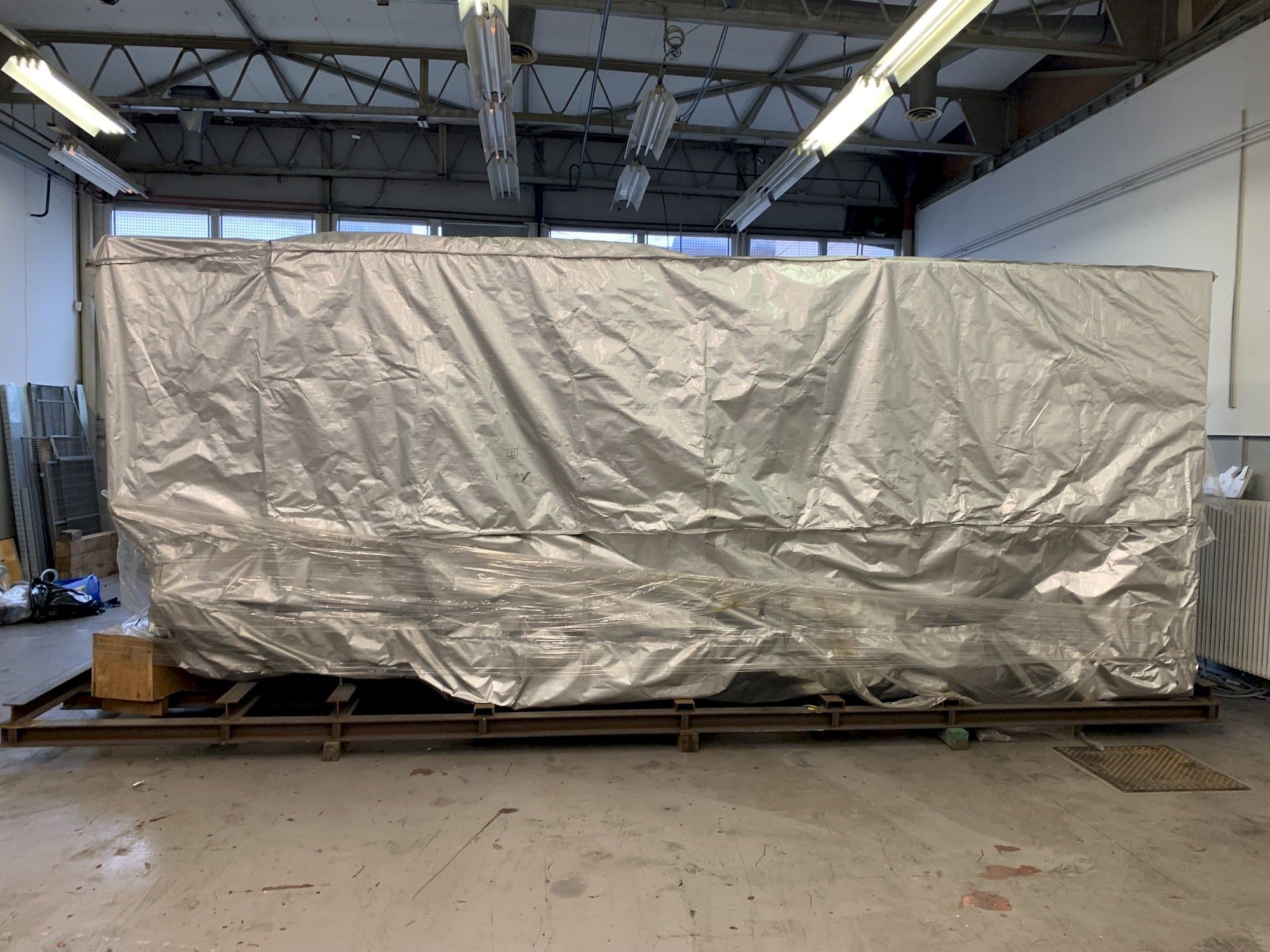 Masina YCM NH 500A eestvaade