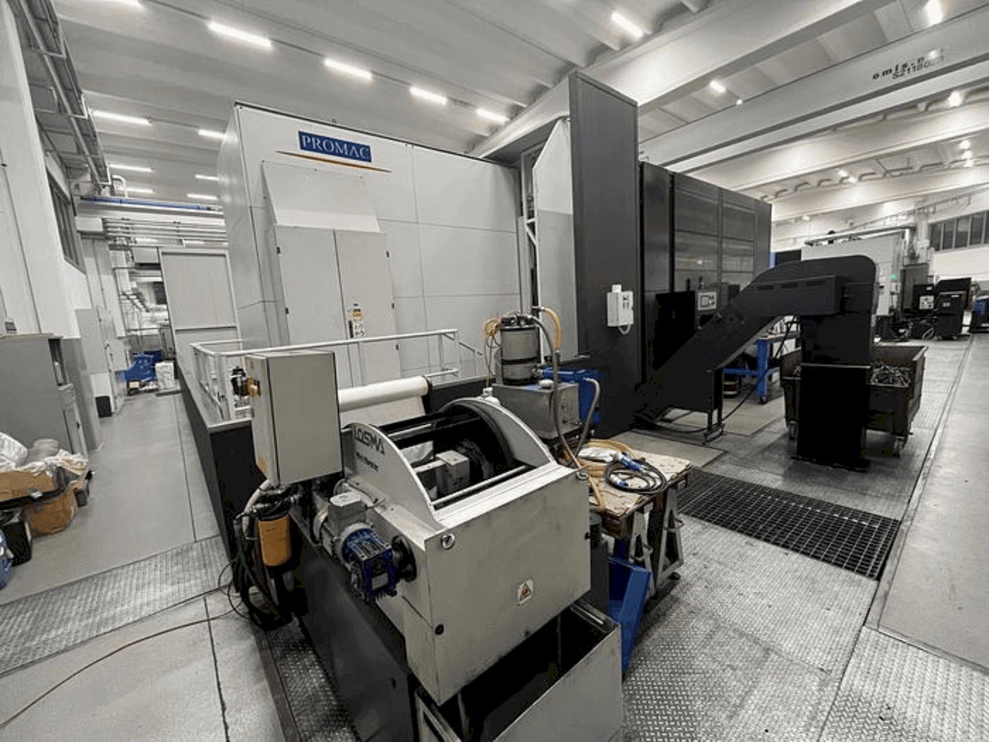 Masina PROMAC ETESIAN HMC. A PORTALE eestvaade