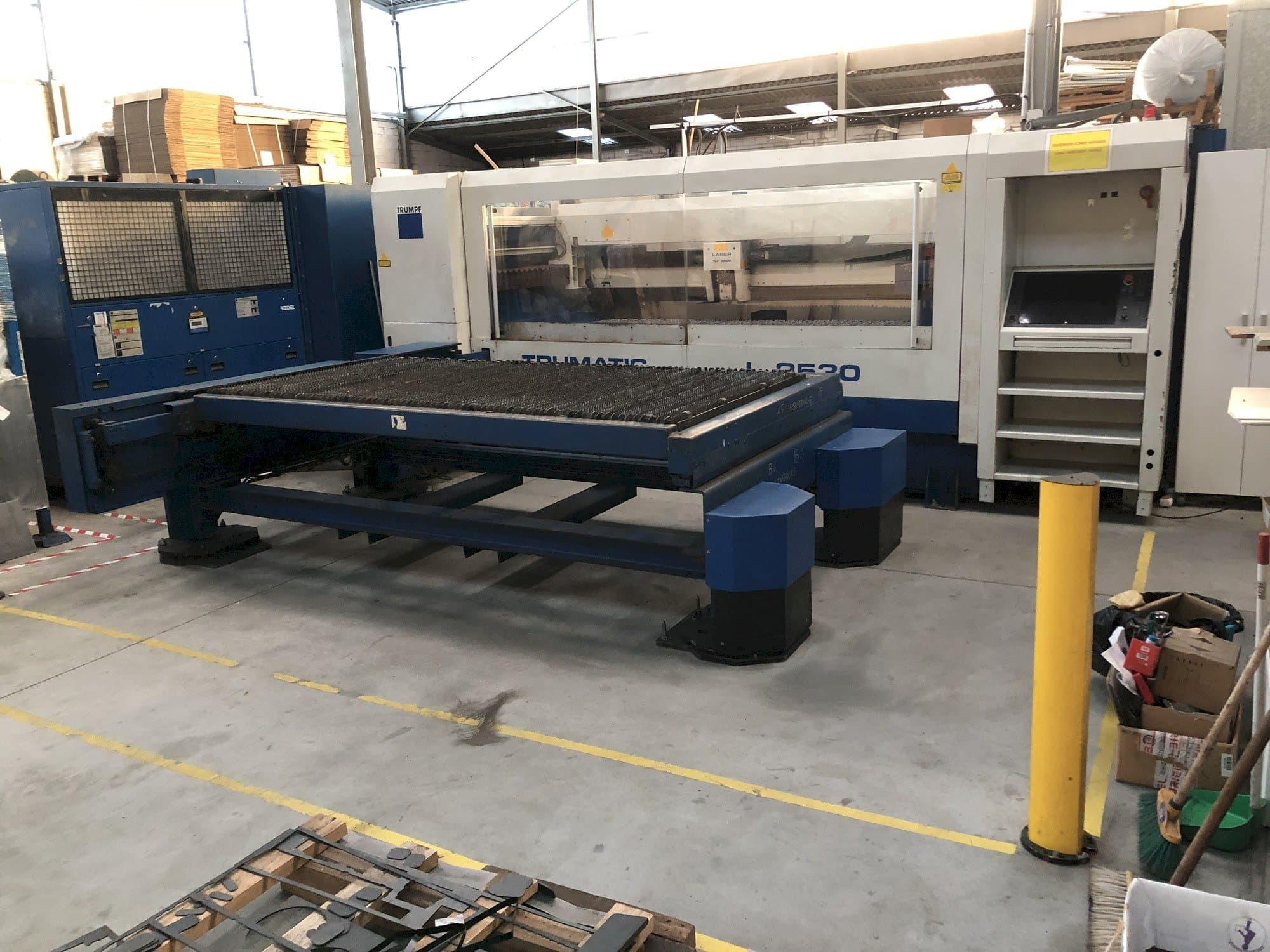 Masina Trumpf Trumatic L2530 eestvaade