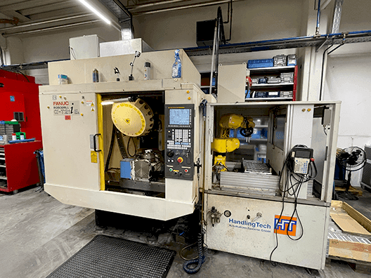 Masina FANUC Robodrill Alpha-T21iEL eestvaade