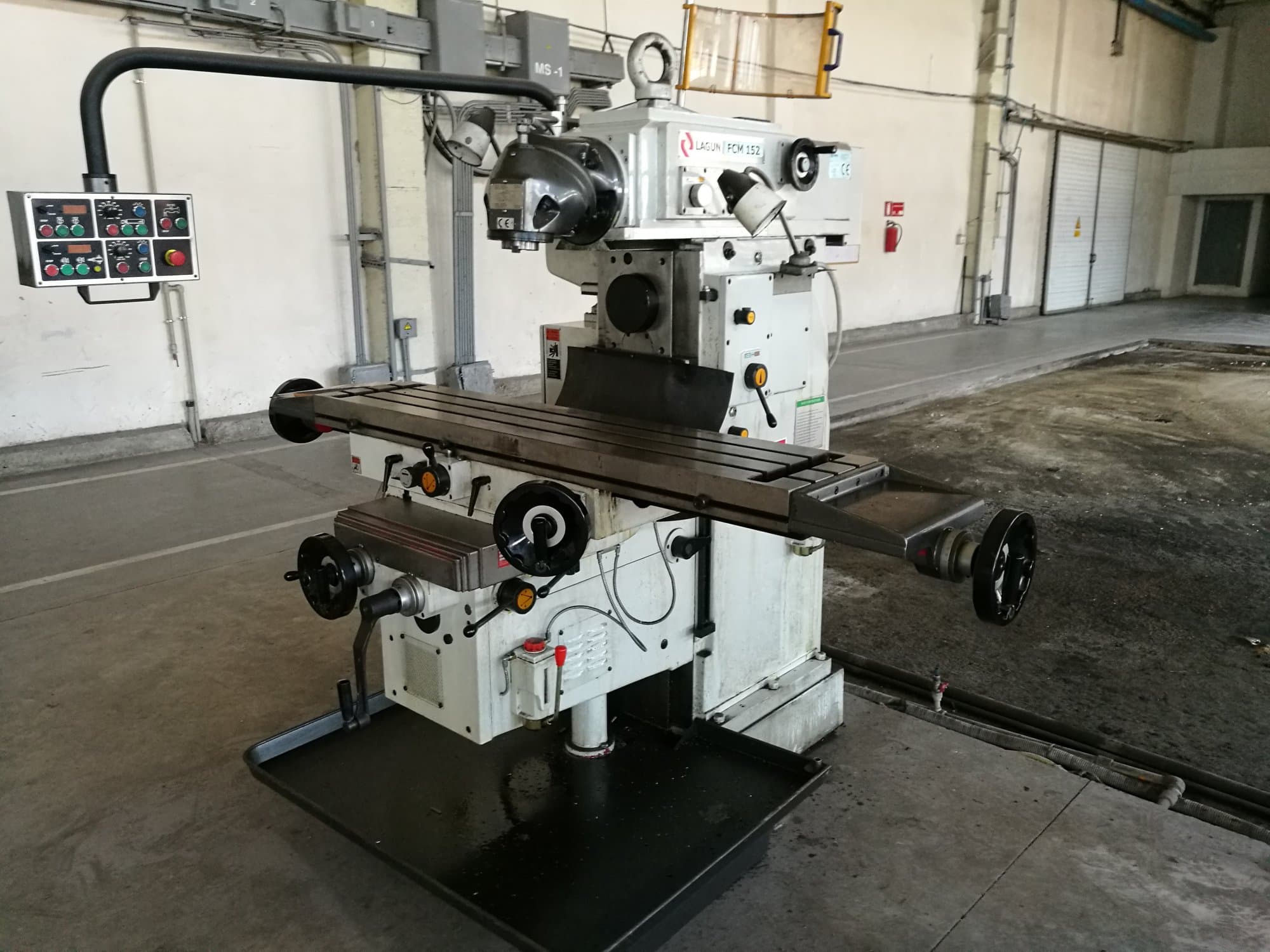 Masinavaade Lagun FCM 152 paremalt