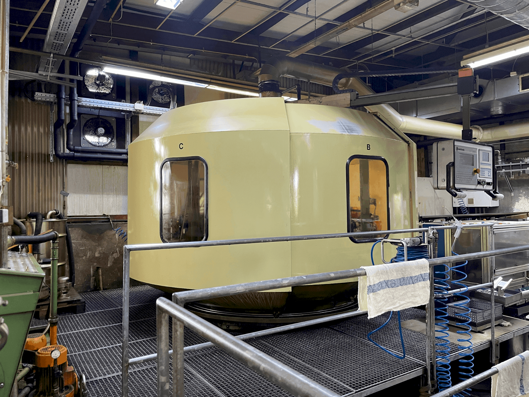 Masina HUG RISMAT 157 G-16 F48   eestvaade