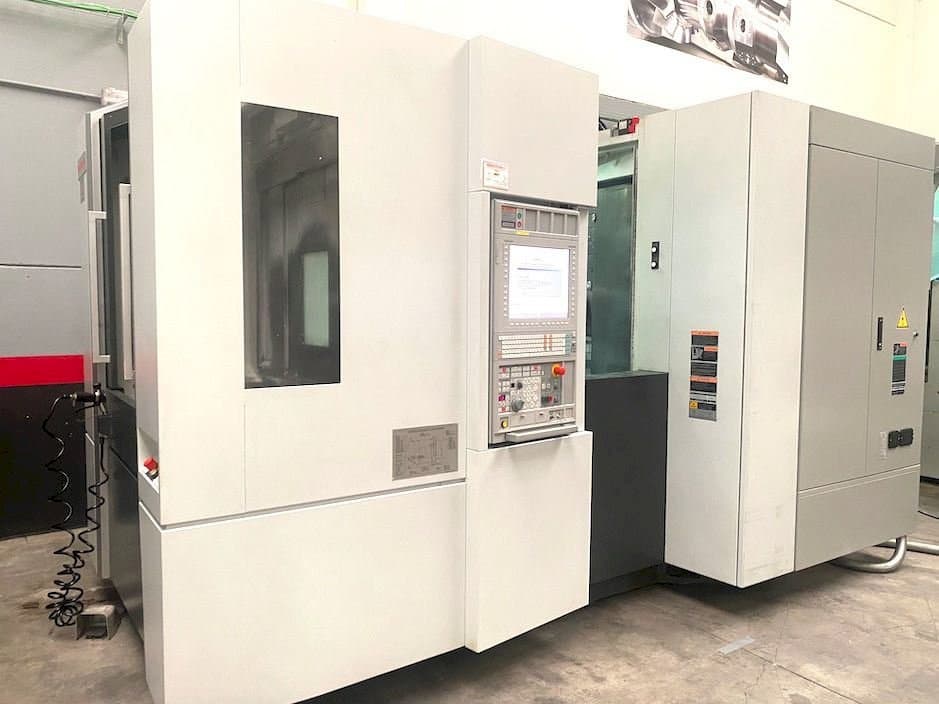 Masina MORI SEIKI NH 5000 DCG eestvaade