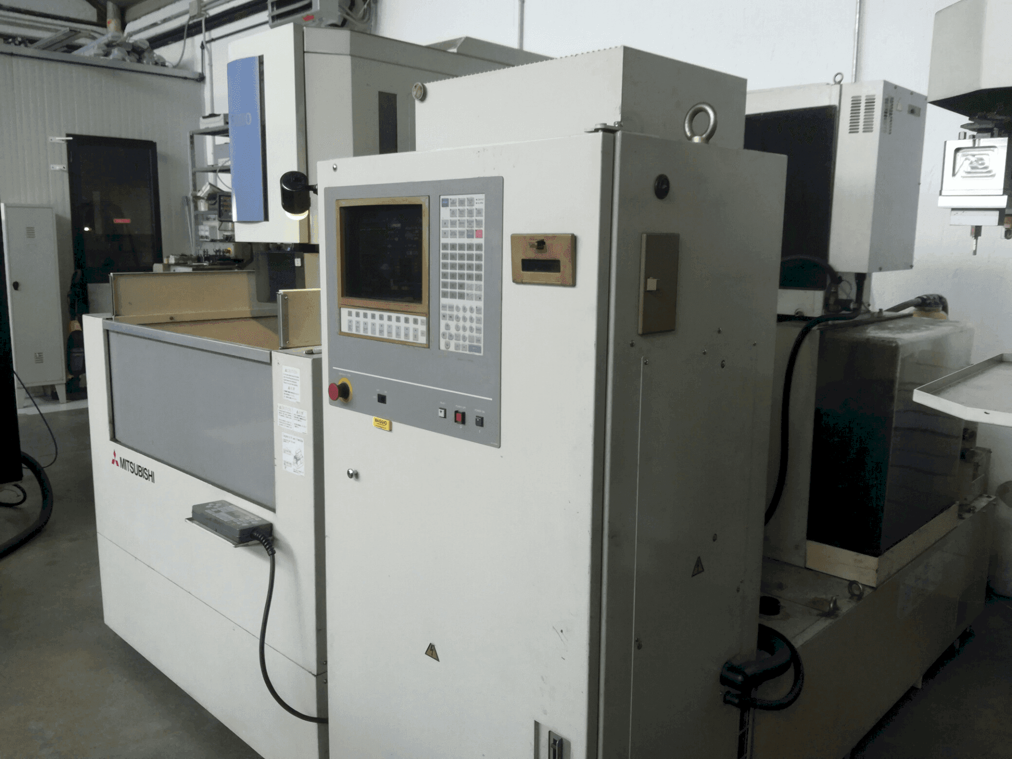 Masina Mitsubishi FX 20 eestvaade