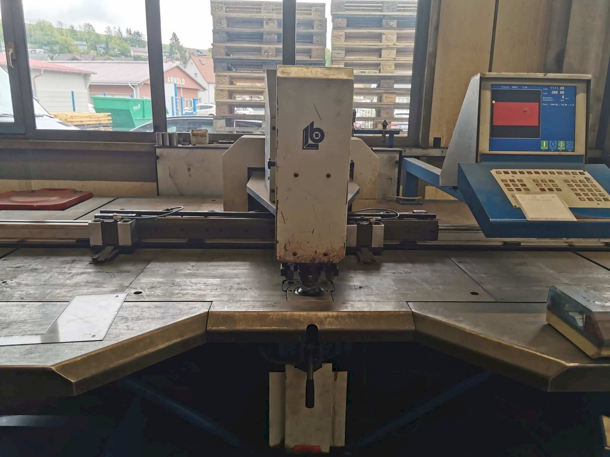Masina BOSCHERT PL 150 CNC Z eestvaade