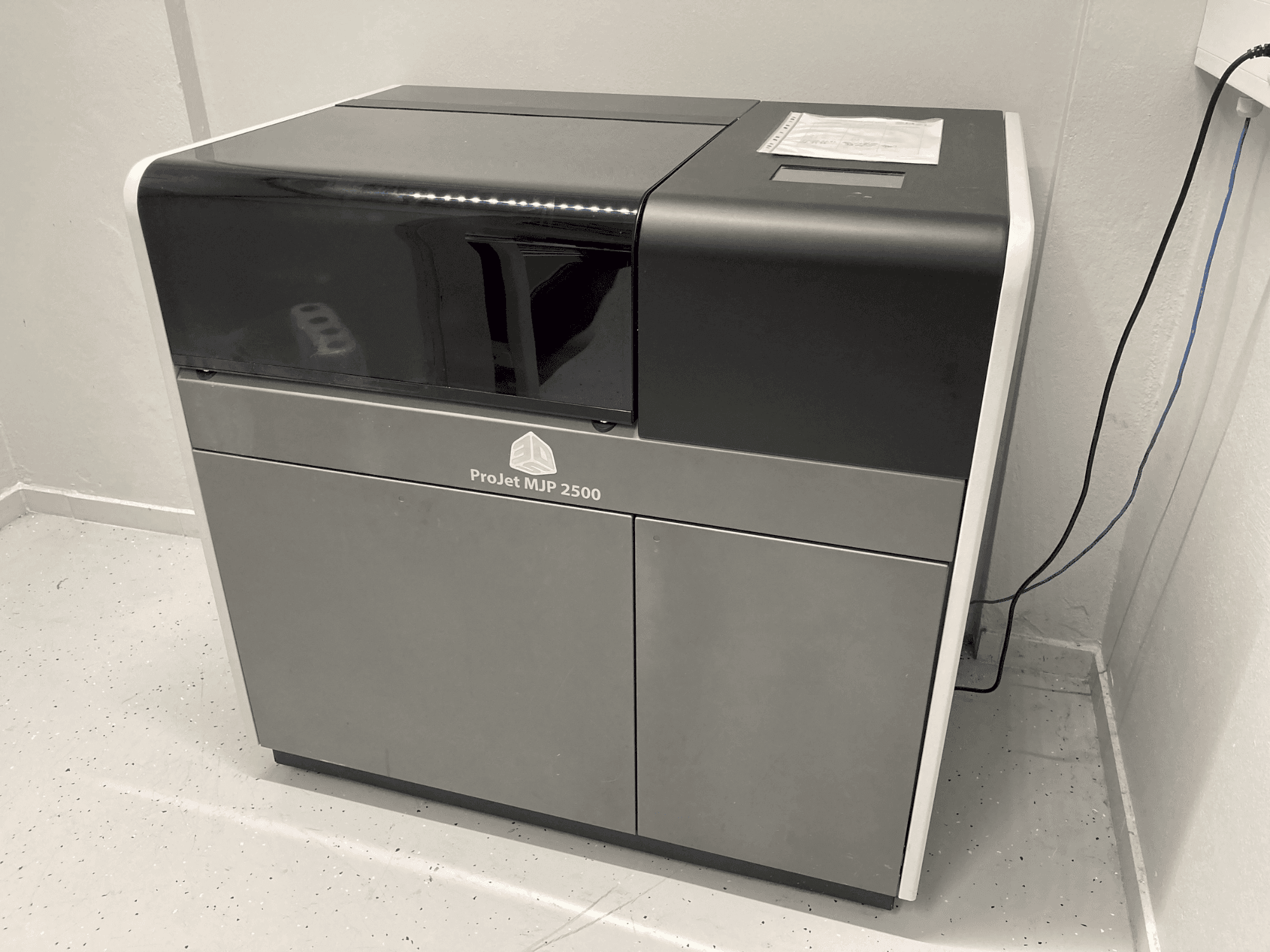 Masina 3DSYSTEMS Projet 2500 Plus   eestvaade