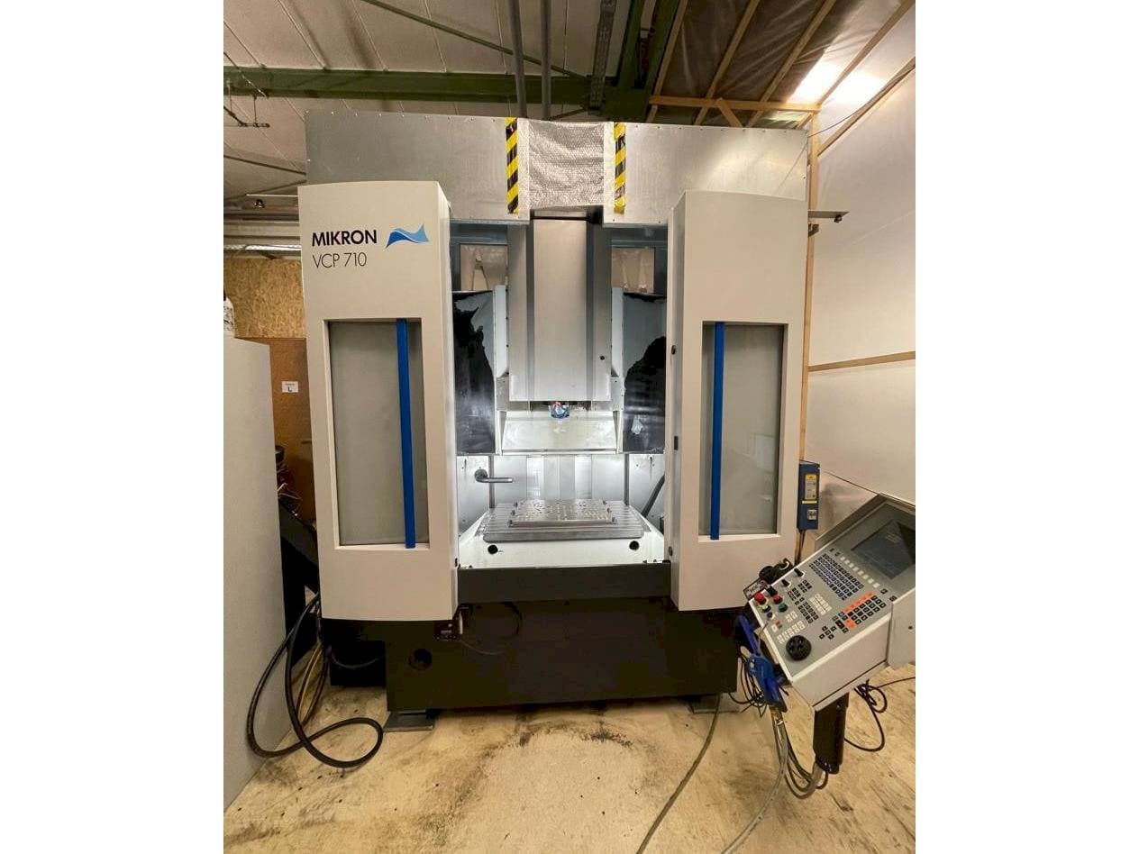 Masina MIKRON VCP 710 eestvaade