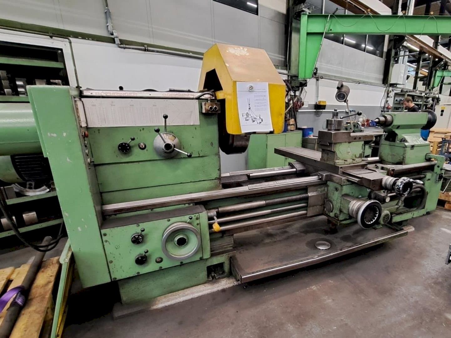 Masina BOEHRINGER VDF V 800 eestvaade