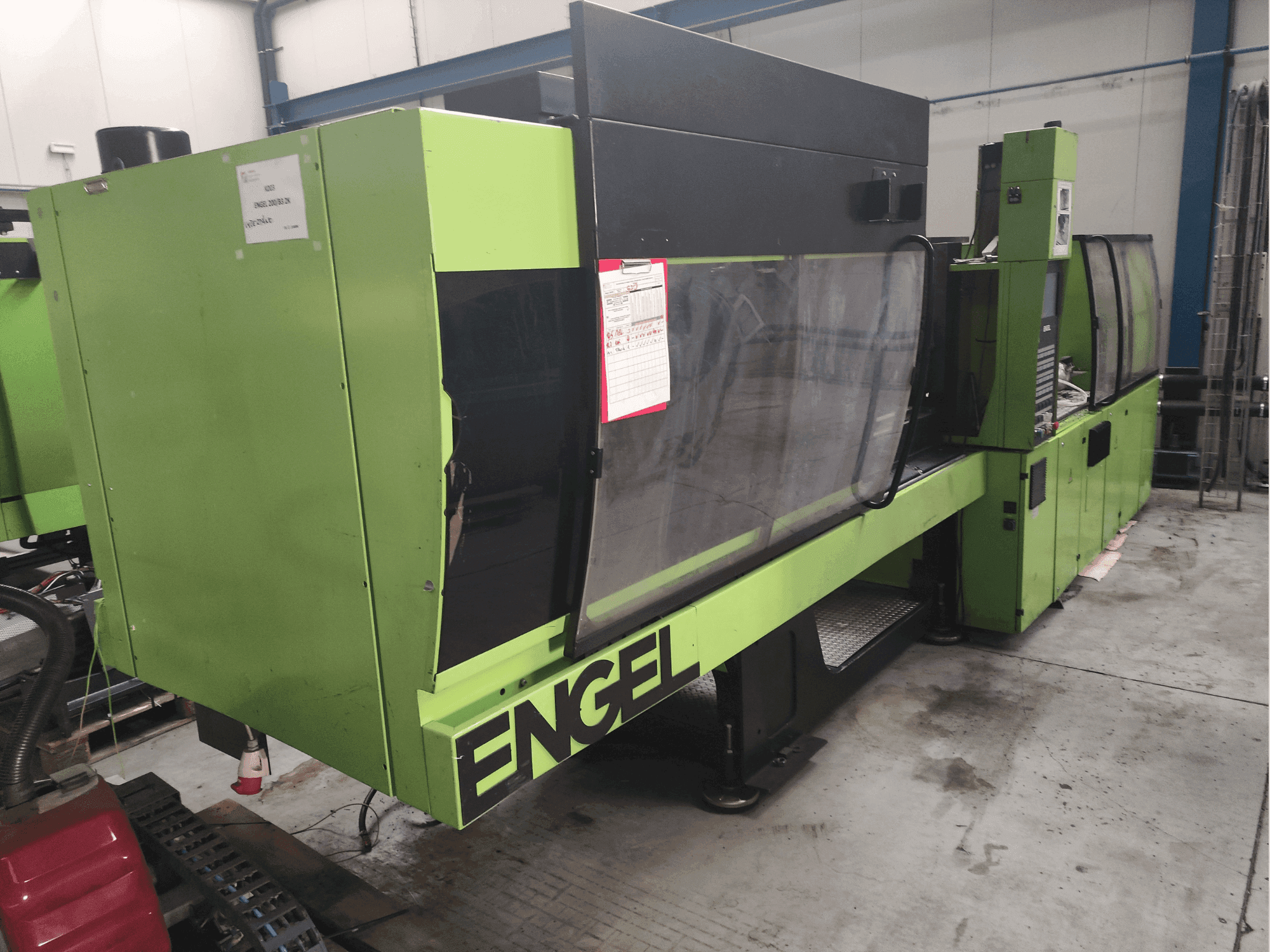 Masina Engel Victory 750/200 Tech   eestvaade