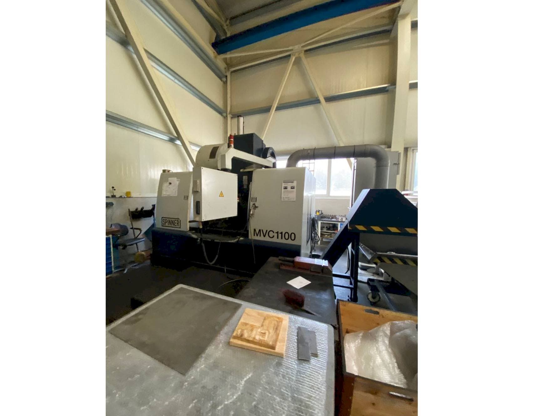 Masina SPINNER MVC 1100 B eestvaade