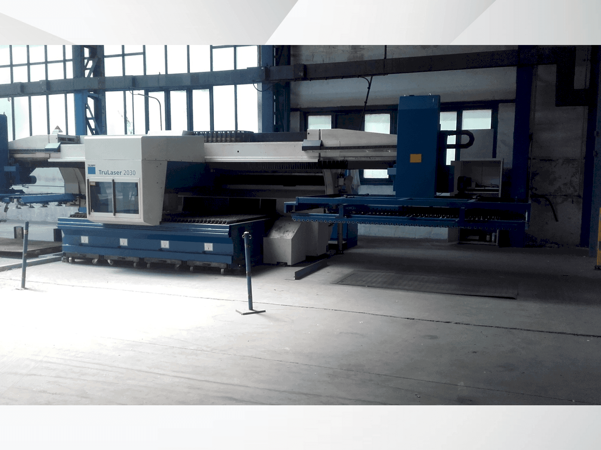 Masina TRUMPF TruLaser 2030 eestvaade
