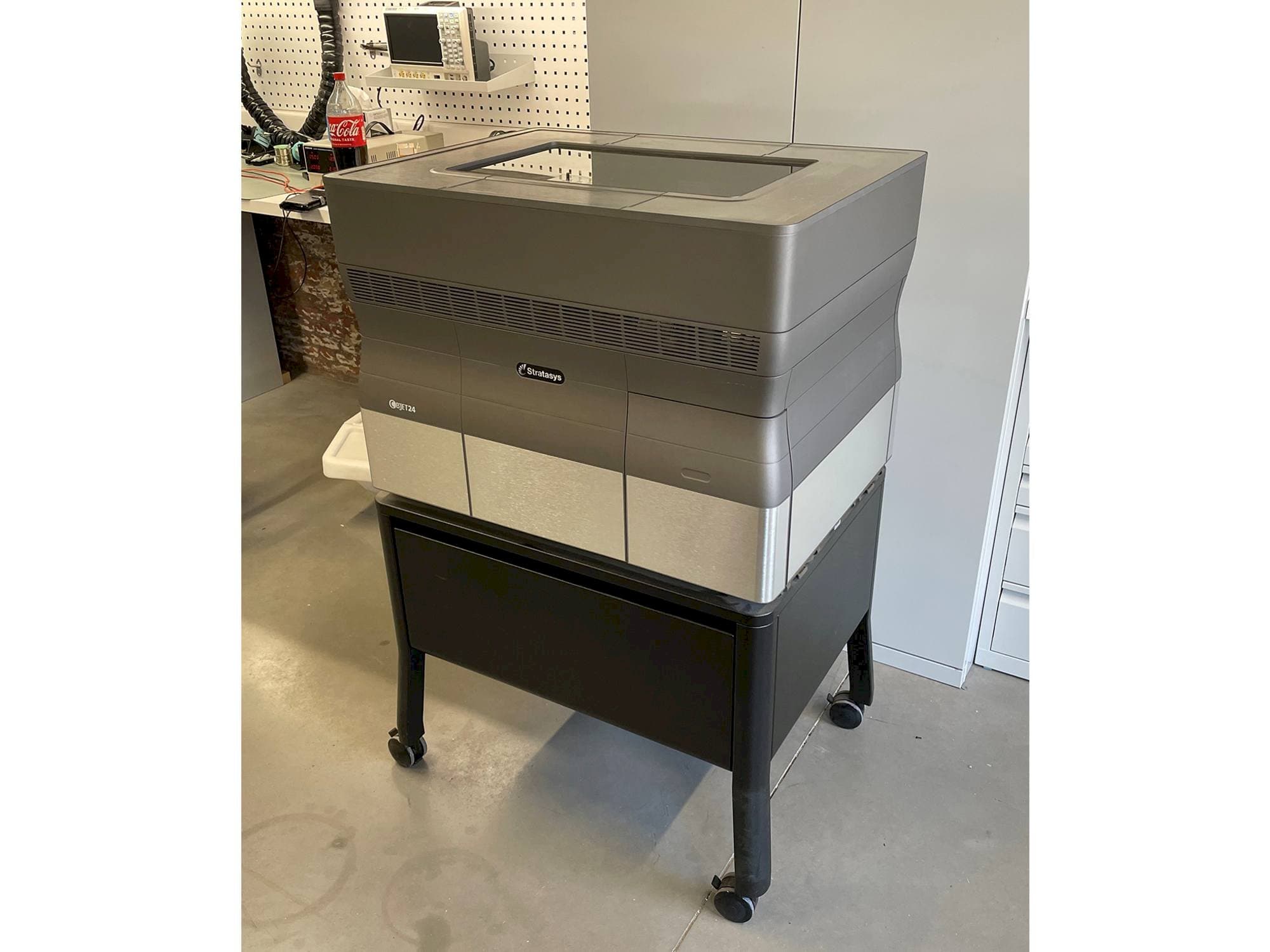 Masina Stratasys Objet24 eestvaade