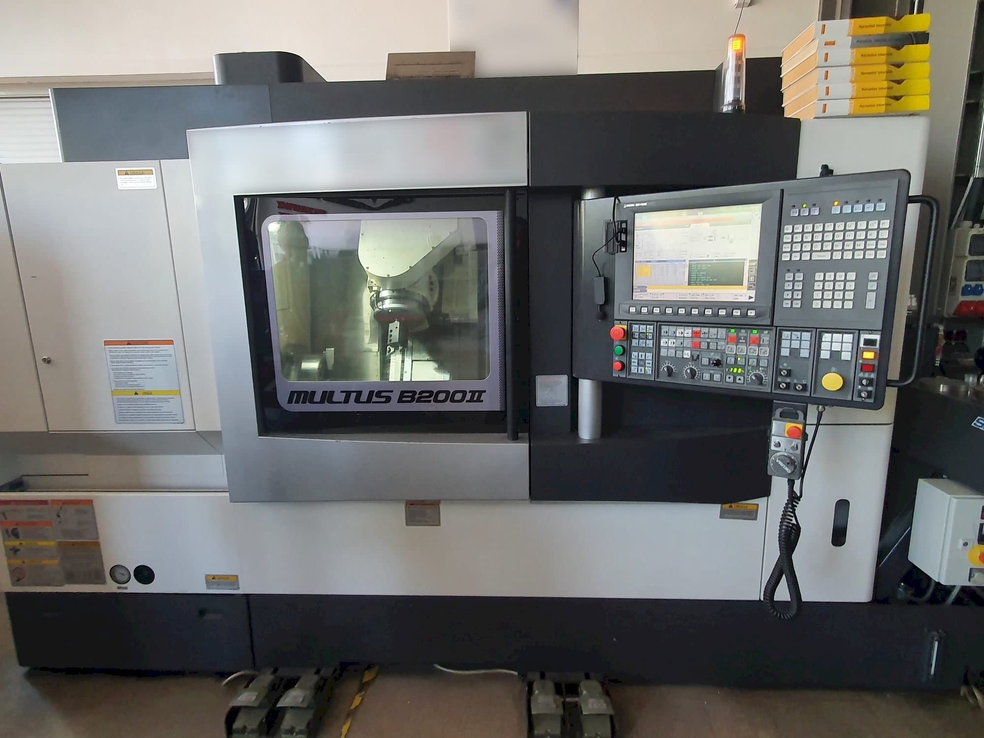 Masina Okuma MULTUS B200II CX750 eestvaade