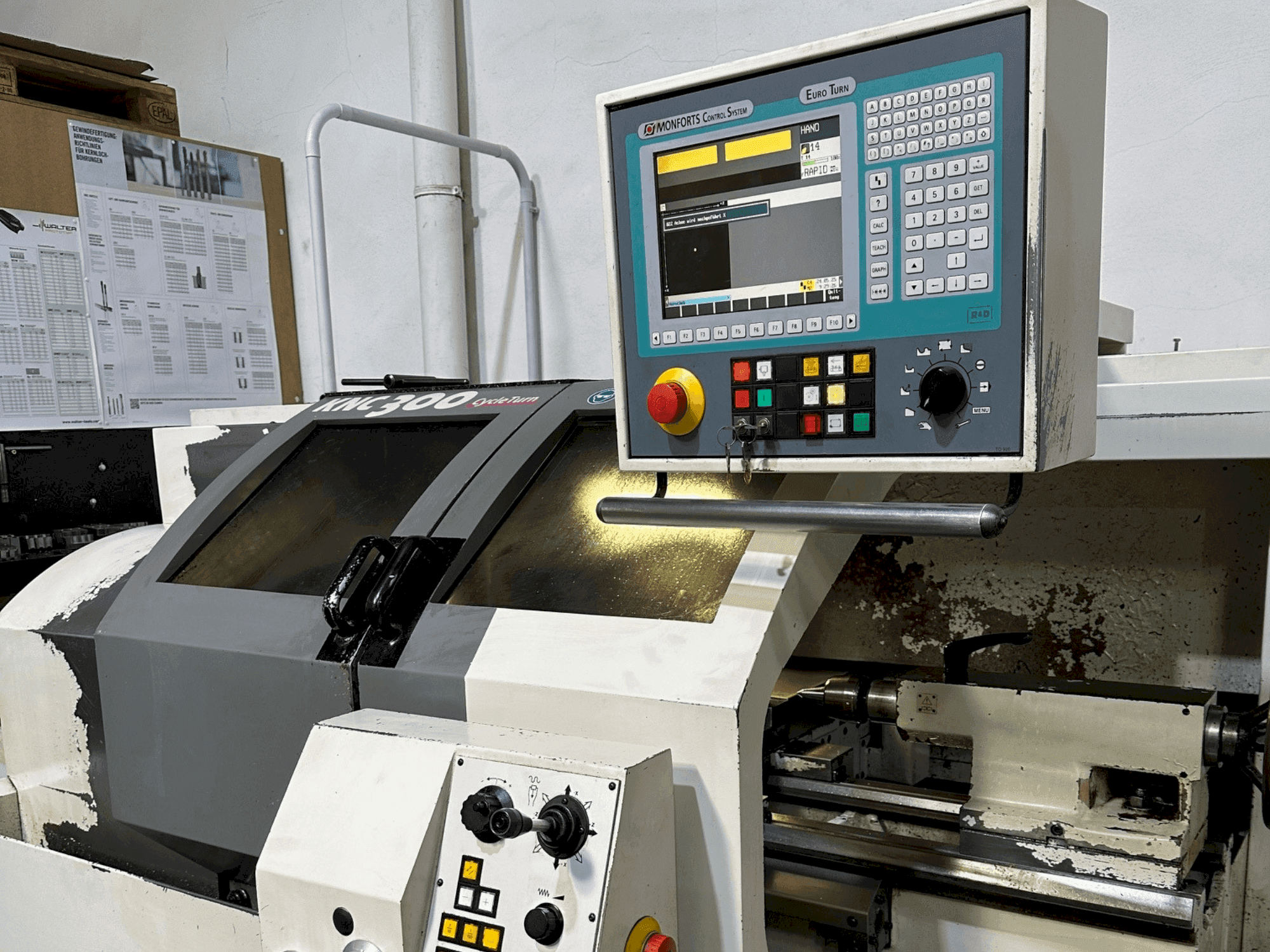 Masina Monforts KNC 300 CycleTurn   eestvaade