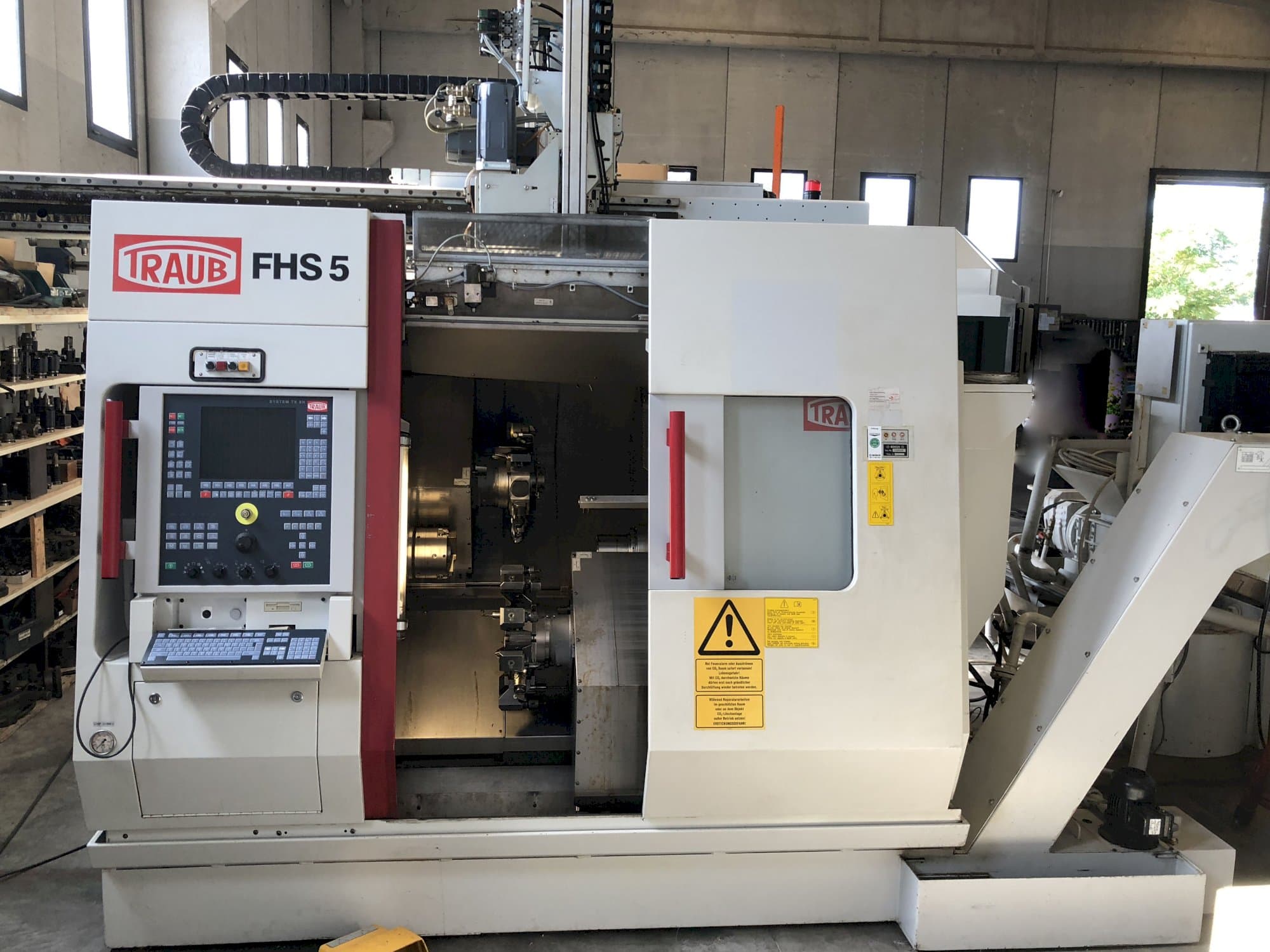 Masina TRAUB TNC 42 eestvaade