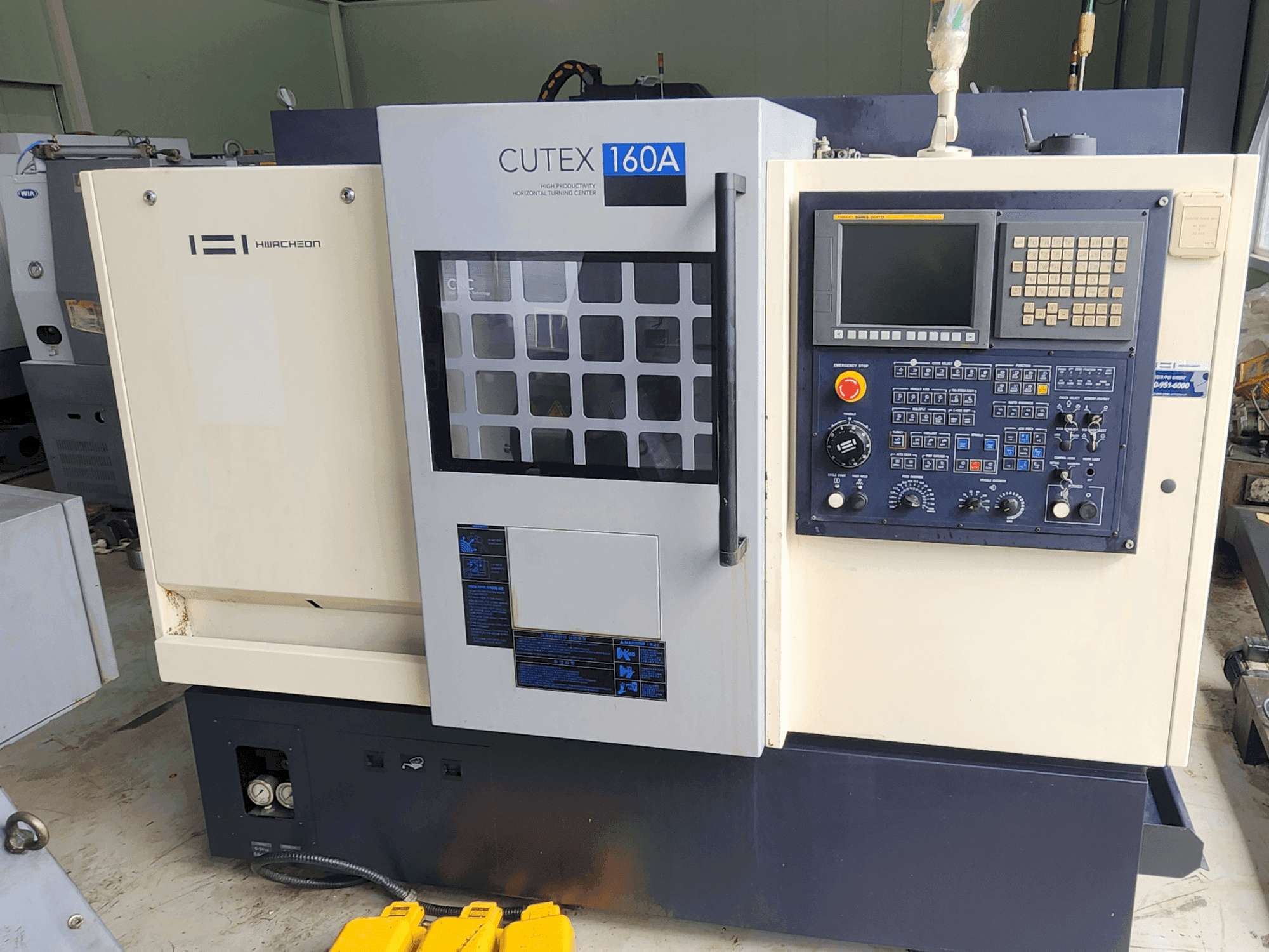 Masina HWACHEON CUTEX 160 A eestvaade