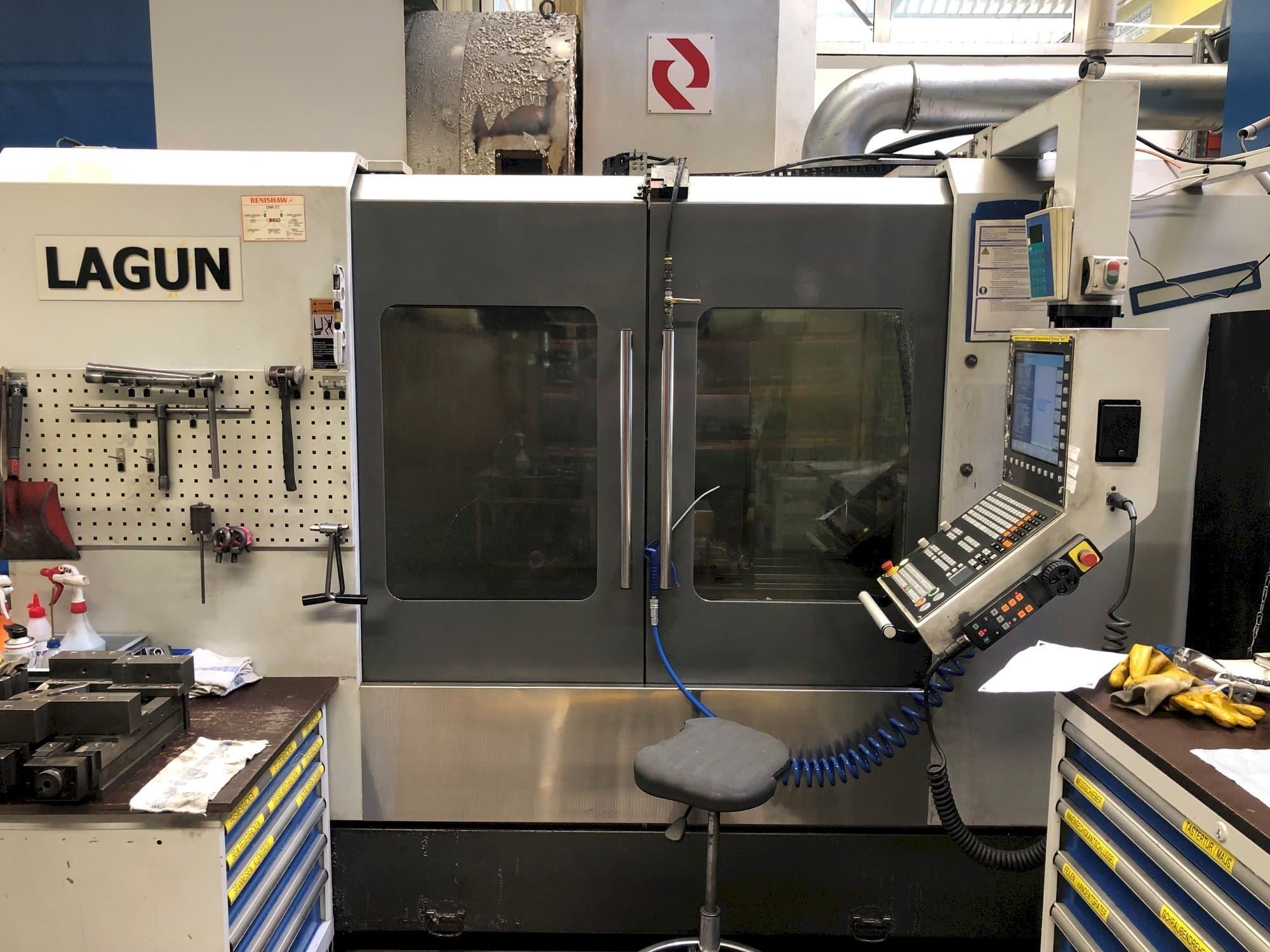 Masina LAGUN L1400 eestvaade