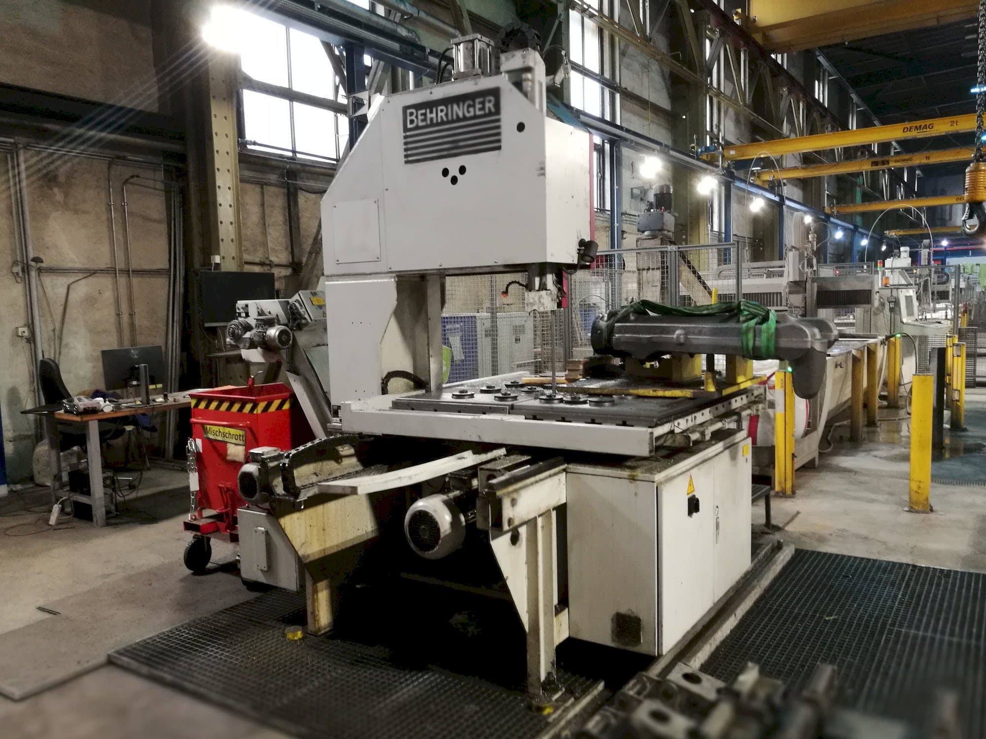 Masina Behringer LPS 60-T eestvaade