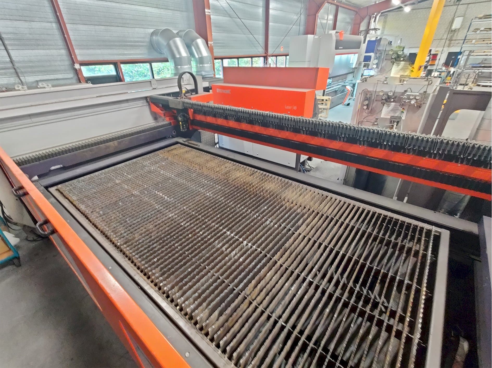 Masina Bystronic ByStar 4020 4kW CO2 eestvaade