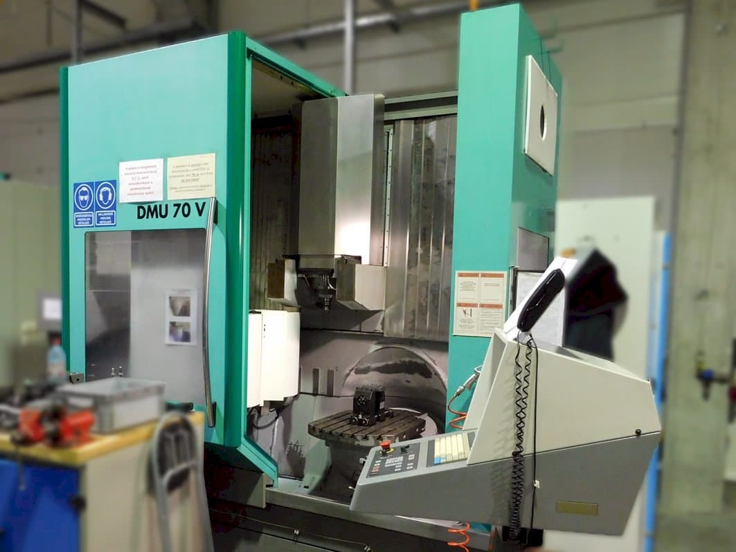 Masina DMG DMU 70 V   eestvaade