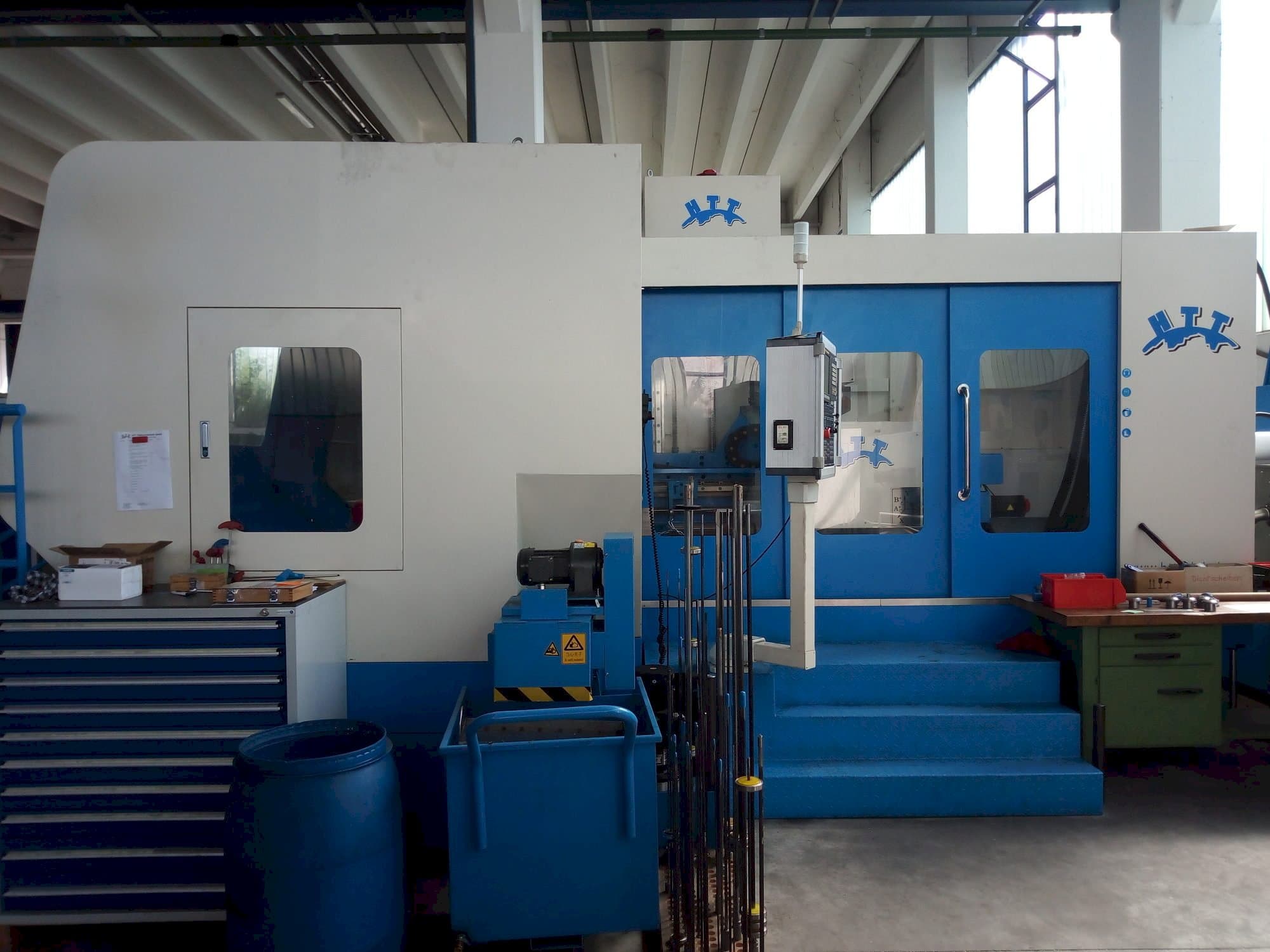 Masina HTT KBR6-1008 eestvaade